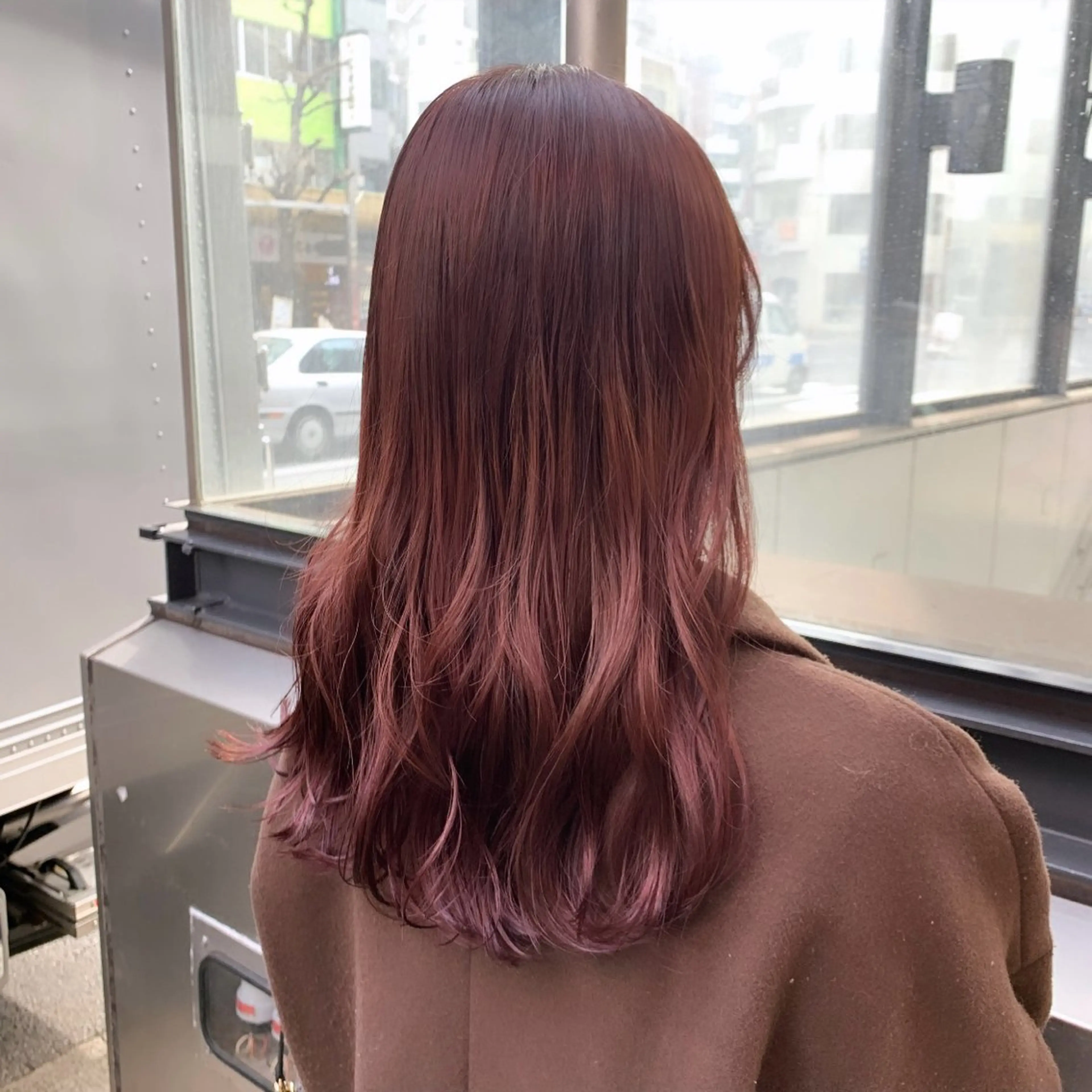 セミロング カラー ピンクカラー 似合わせカット得意 💛RENA💛のヘアスタイル