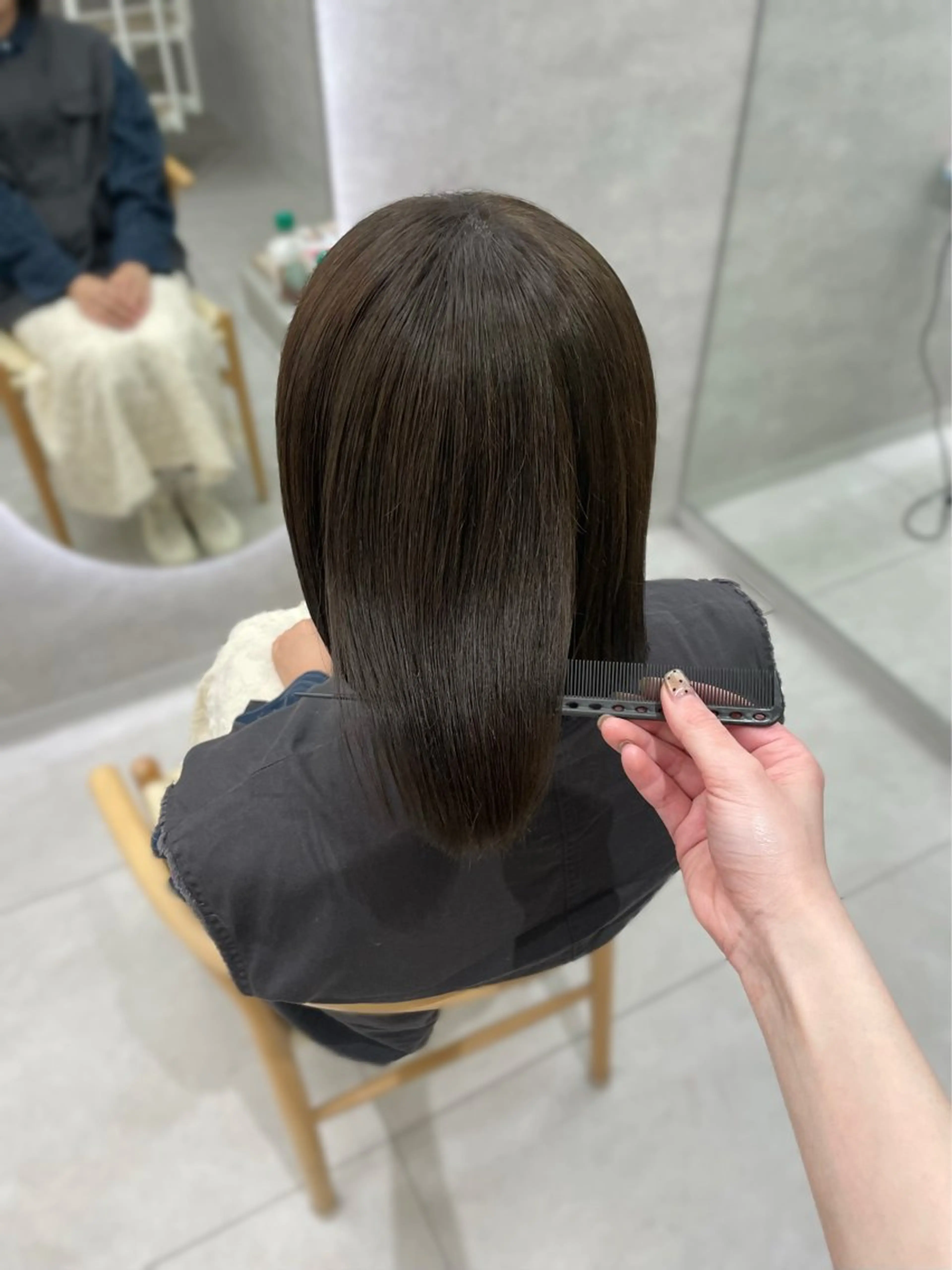 ミディアム カラー 透明感カラー ダブルカラー ヘアカラー 愛華 【geep】のヘアスタイル