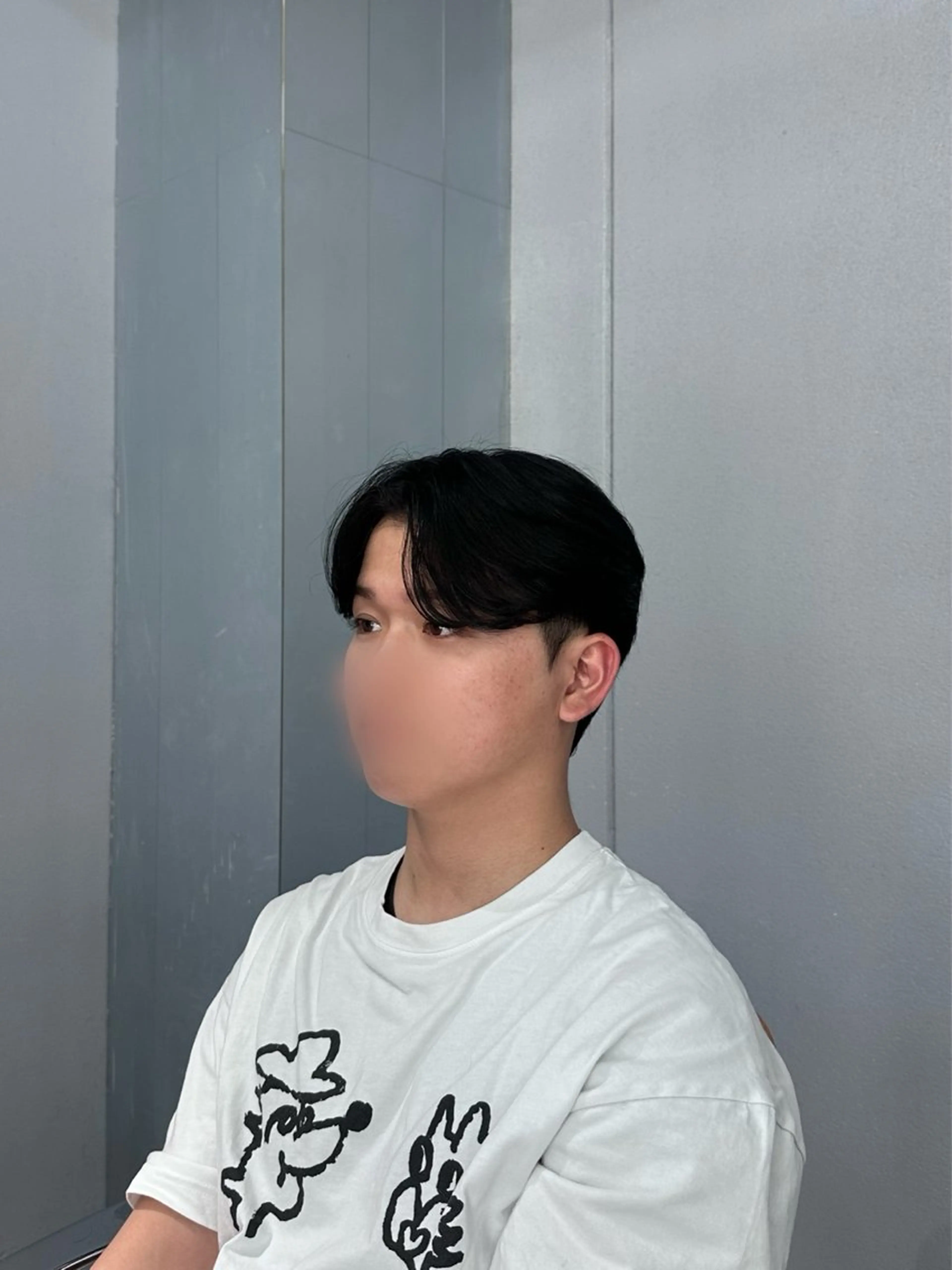 カラー メンズ ダウンパーマ メンズ韓国風 メンズパーマ カット ヘアカラー 梅田/パーマ/ 韓国メンズヘア/ハタのヘアスタイル