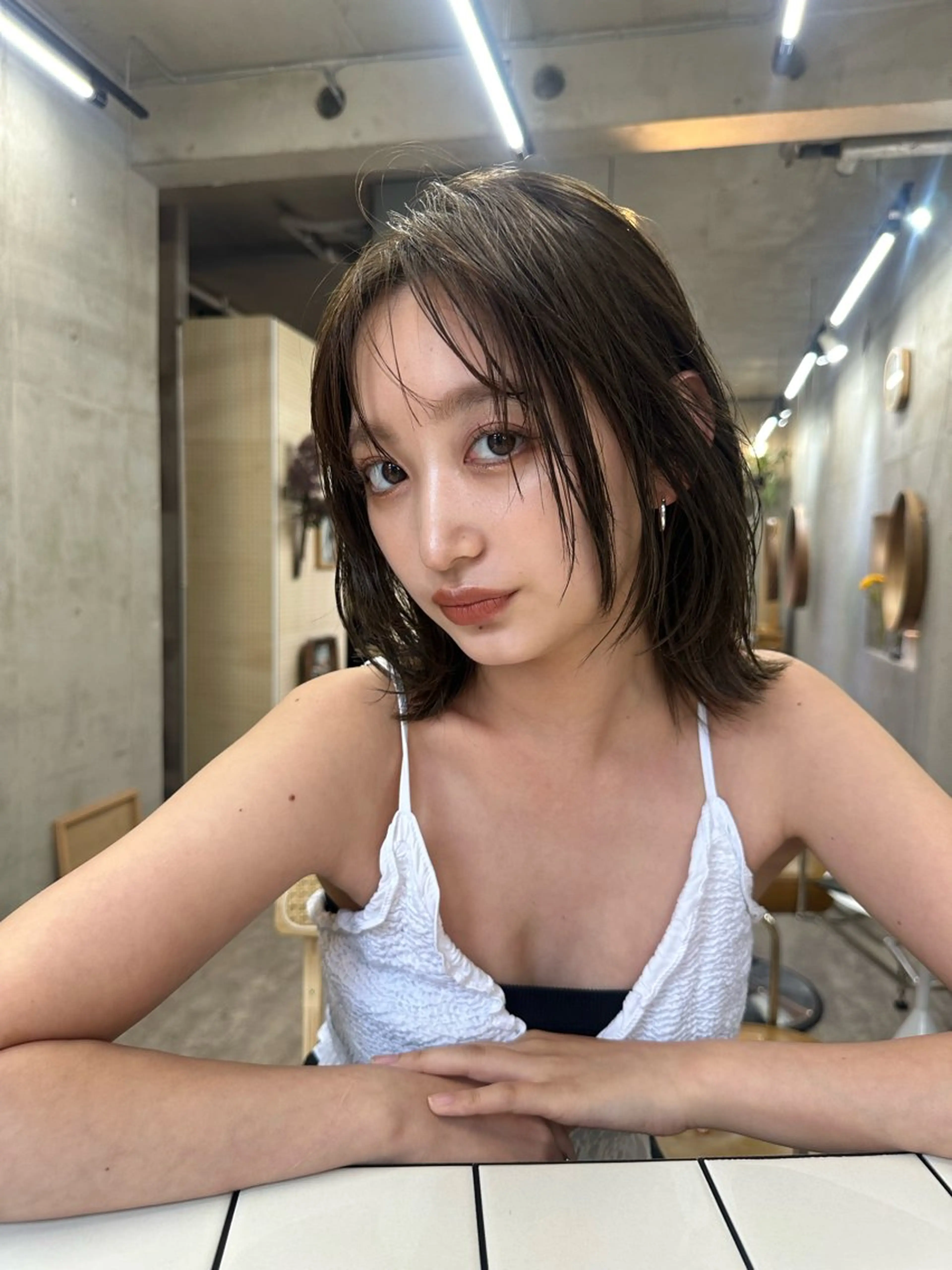 ショート カラー ベージュカラー ブリーチ ブラウンカラー ケアブリーチ グレージュ カット カットモデル募集中 ／HARUKA🎀のヘアスタイル