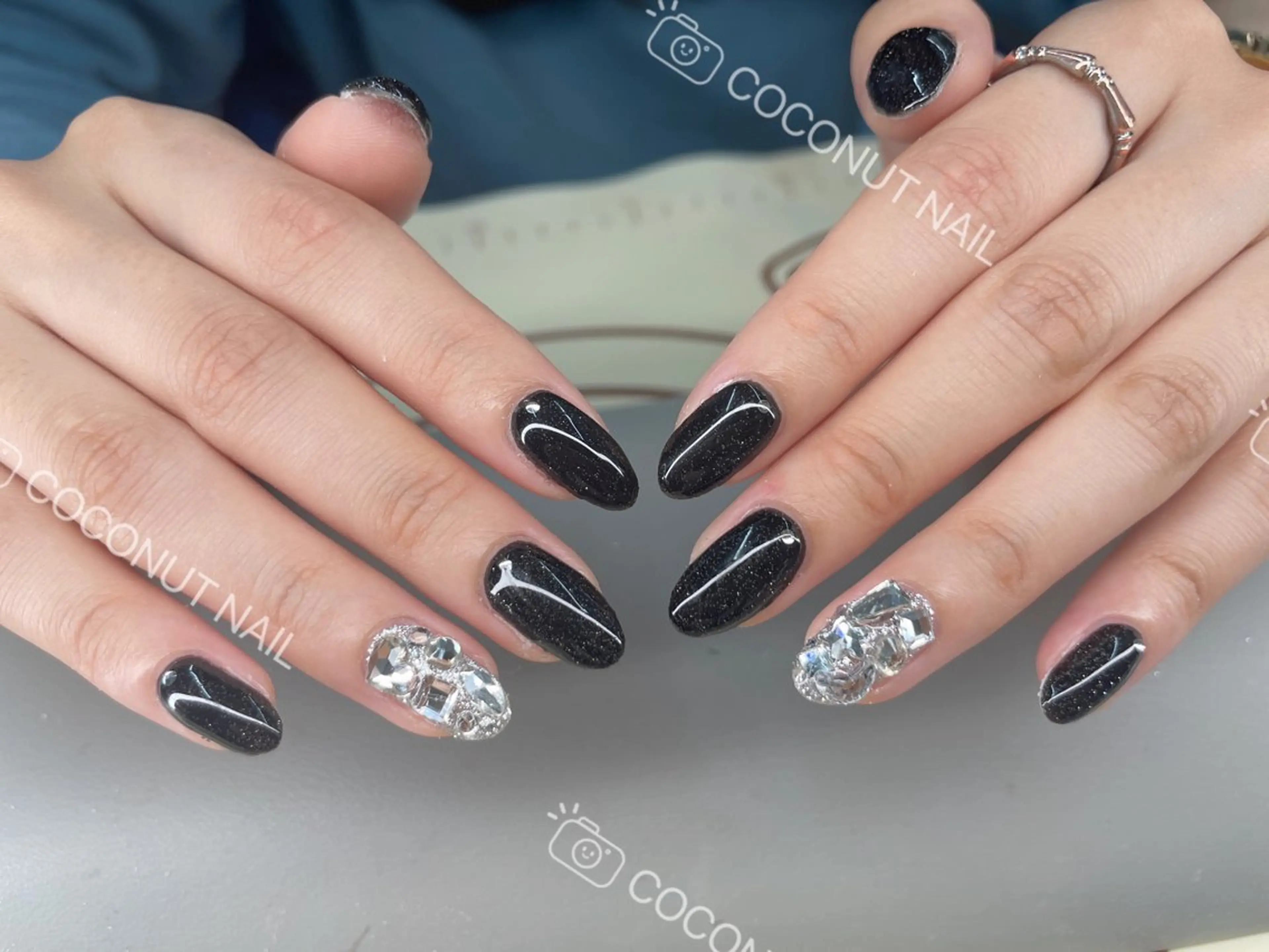 ネイル ハンドネイル 神田 ココナッツのネイルデザイン
