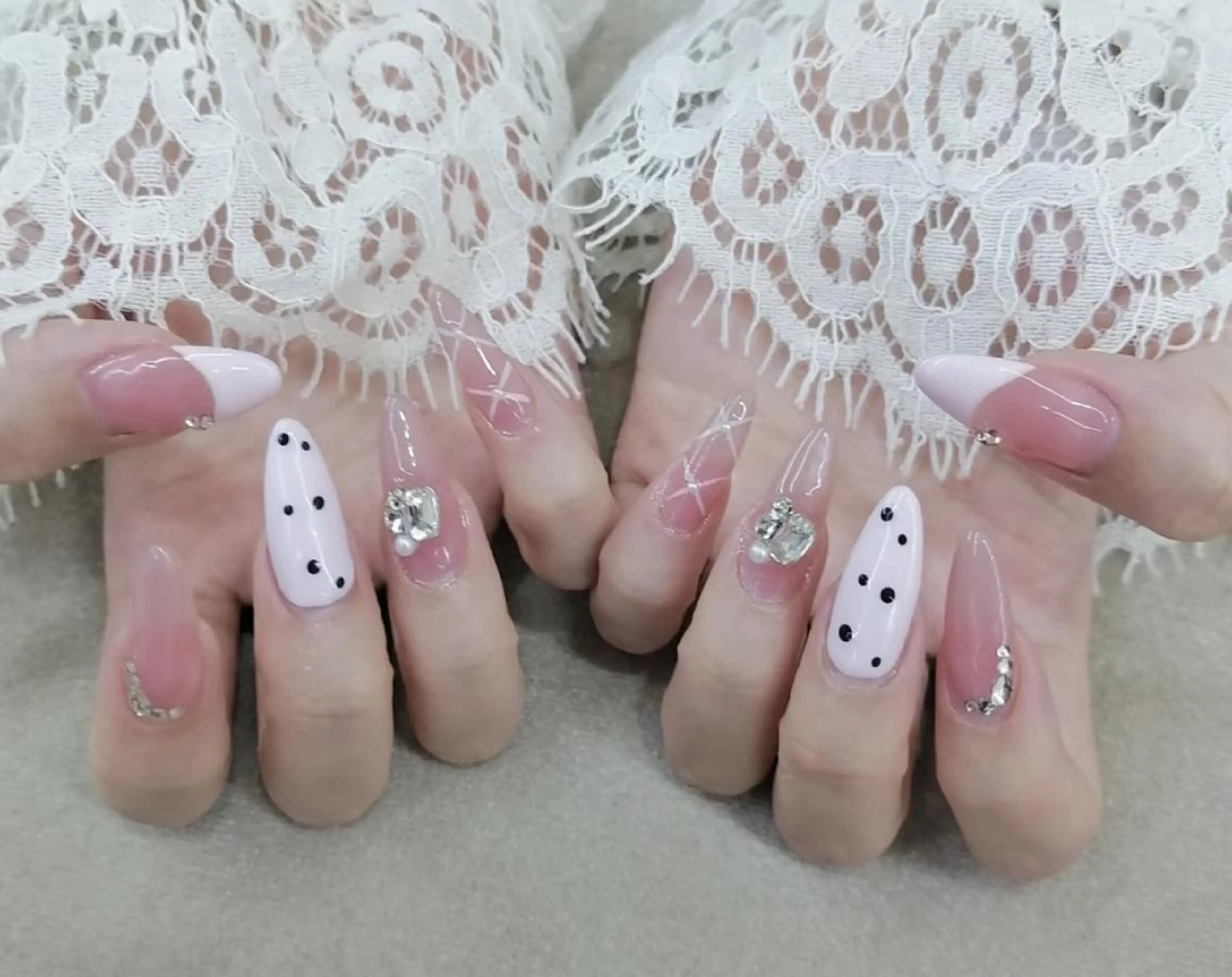 ネイル ハンドネイル 🎀 NaNa_nailのネイルデザイン