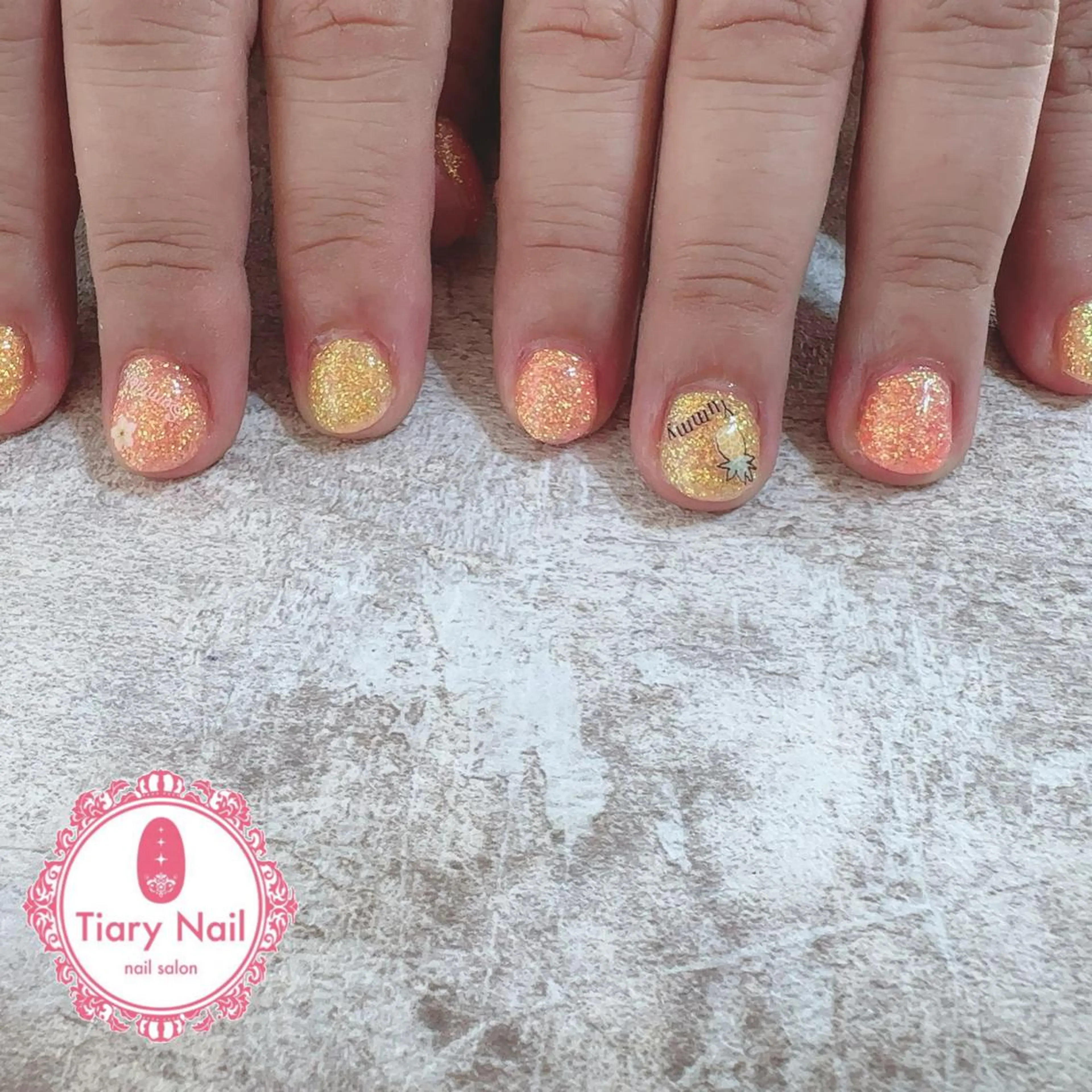 ネイル tiarynail K K🐼のネイルデザイン