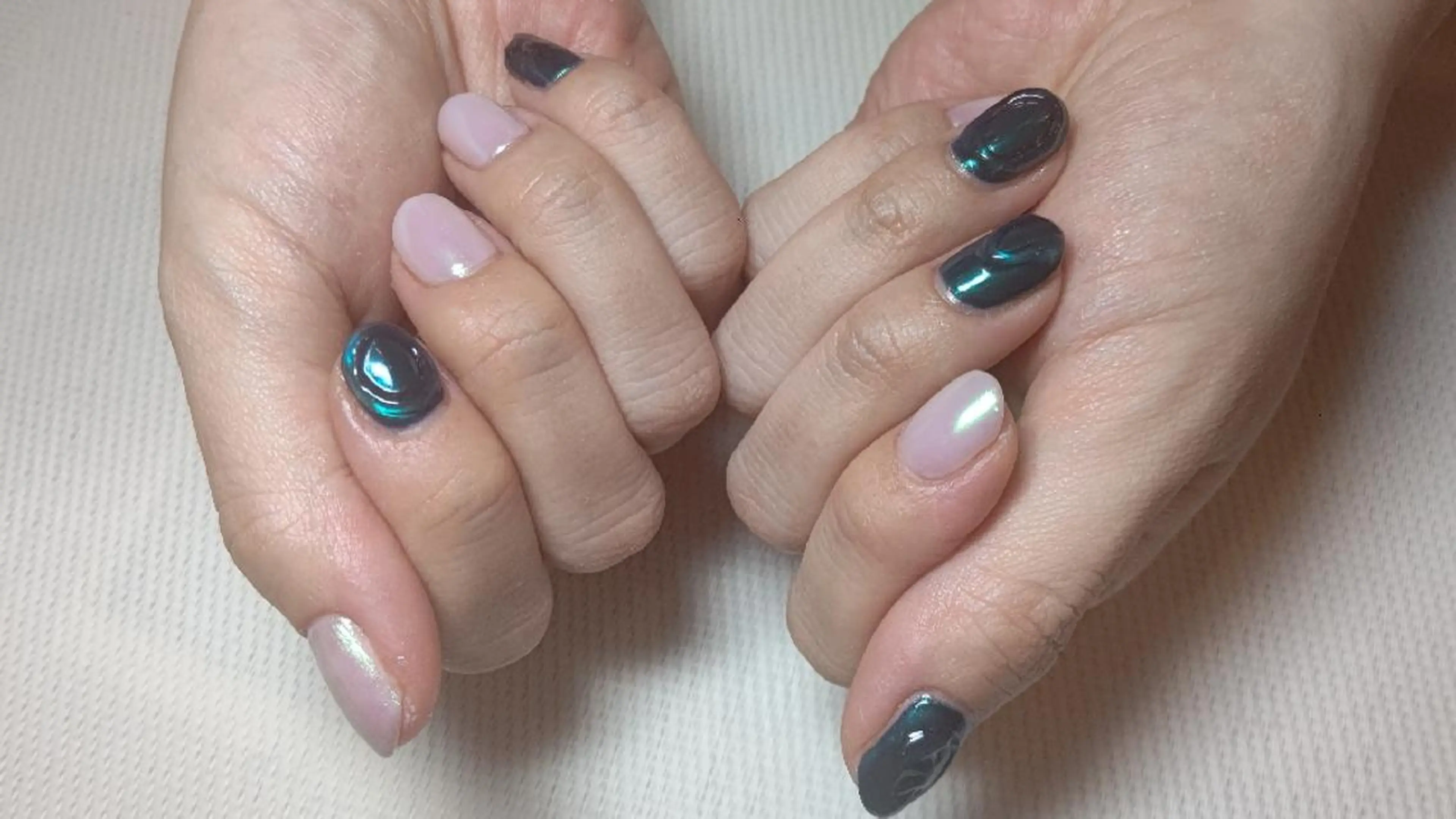 ネイル T RINAのネイルデザイン