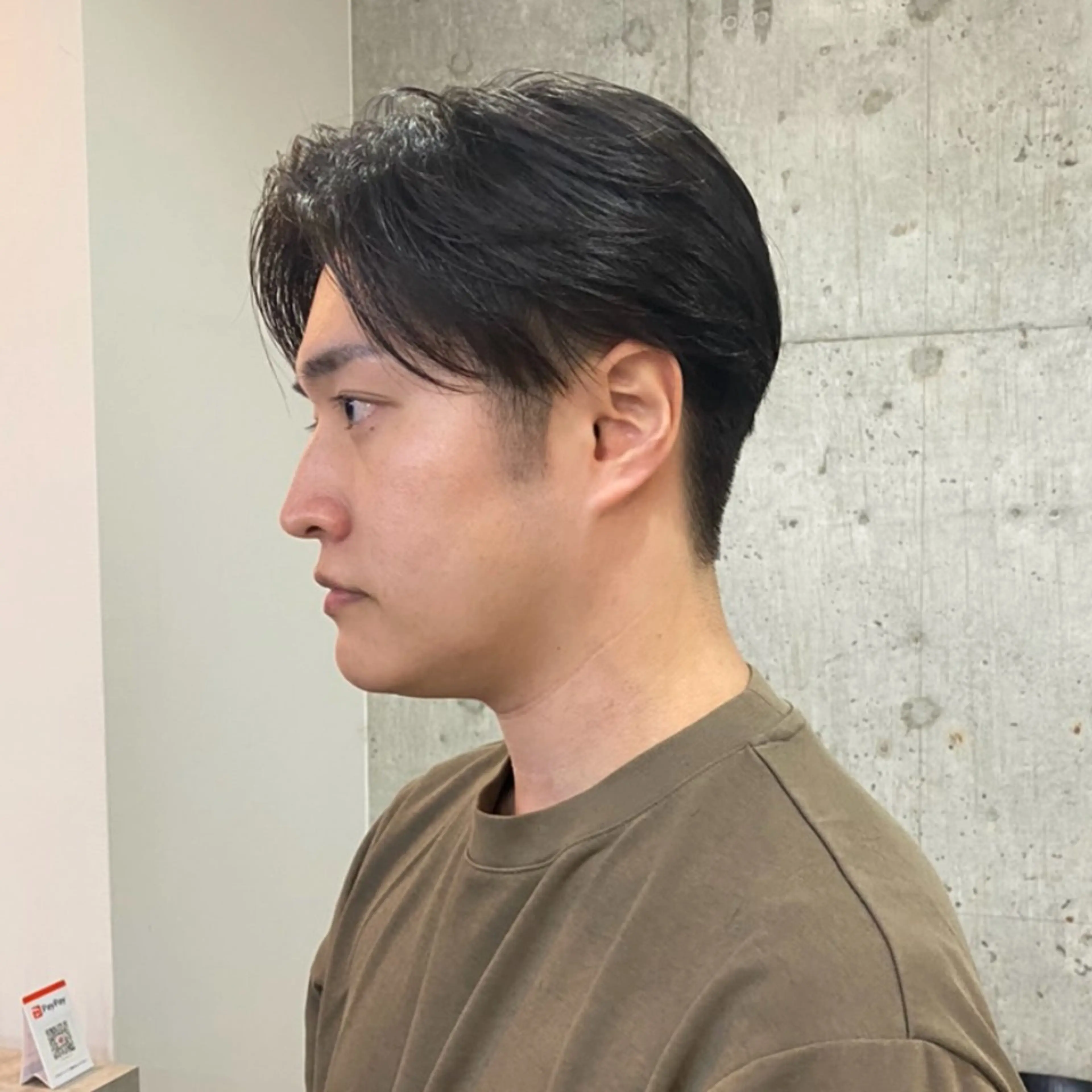 ショート メンズ センターパート 刈り上げ センターパート/ニ ュアンスパーマのヘアスタイル