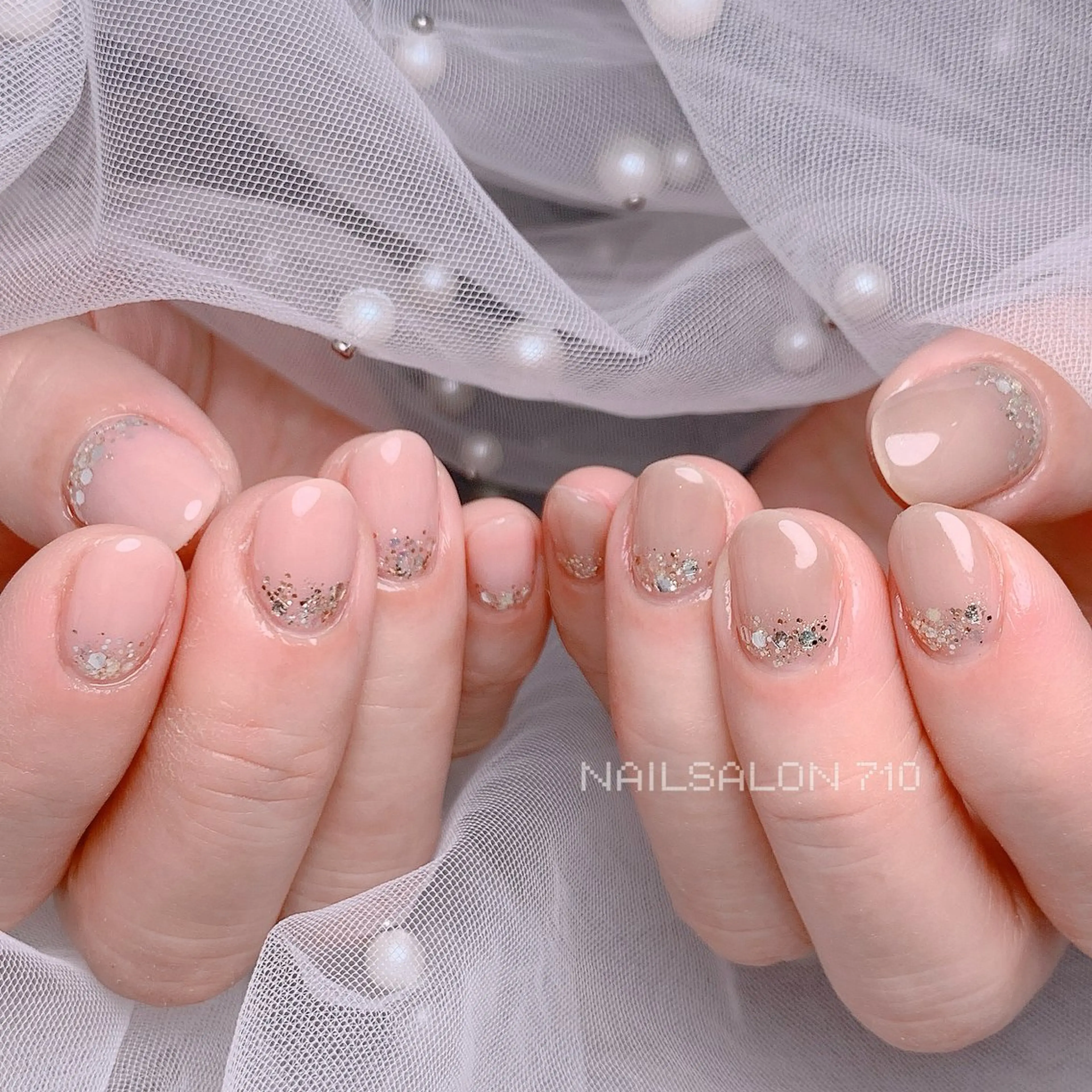 ネイル ラメ(グリッター) ハンドネイル フットネイル ナナイチゼロ I.Naoのネイルデザイン