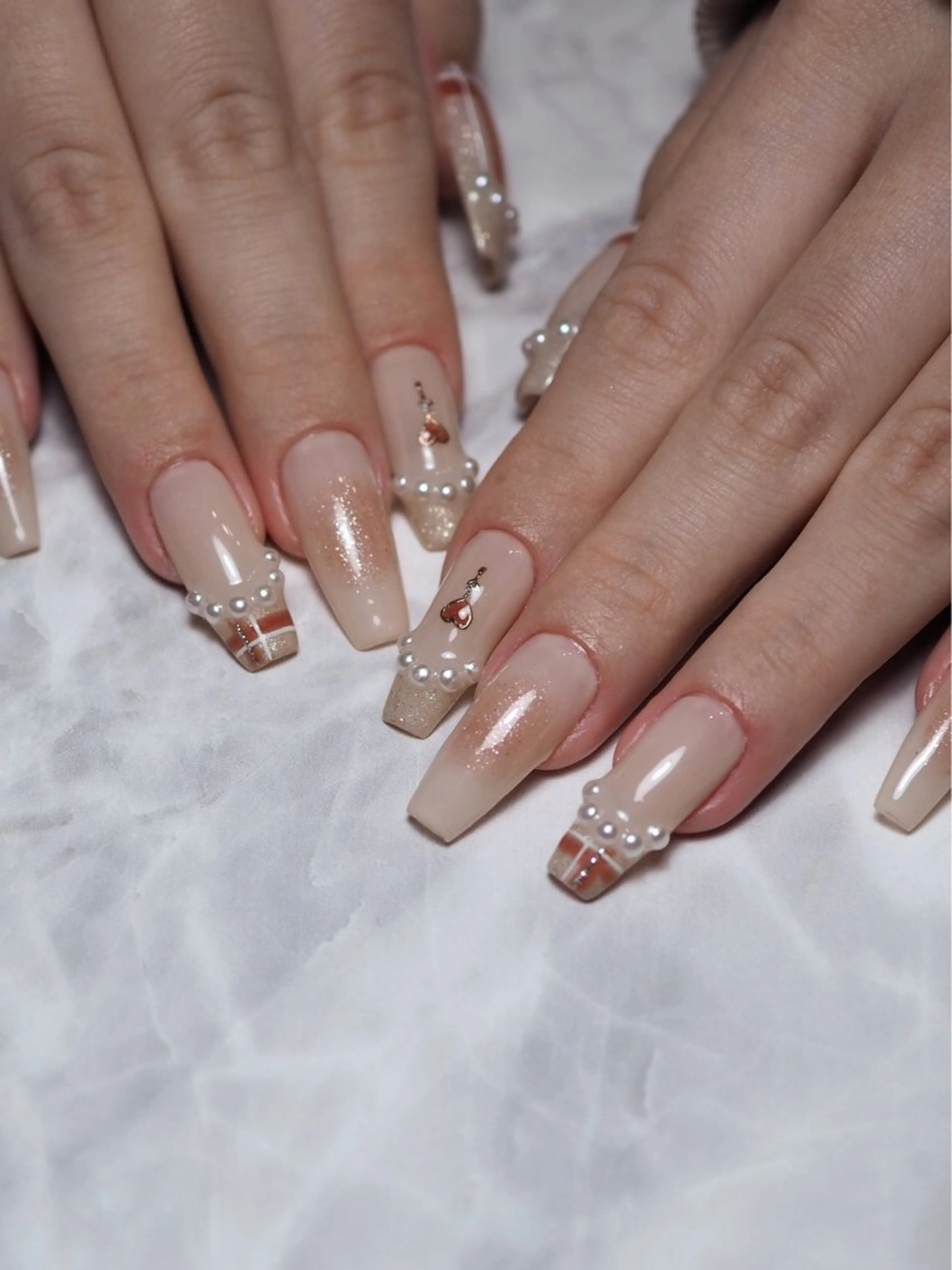 ネイル なんば7nail YUZUHAのネイルデザイン