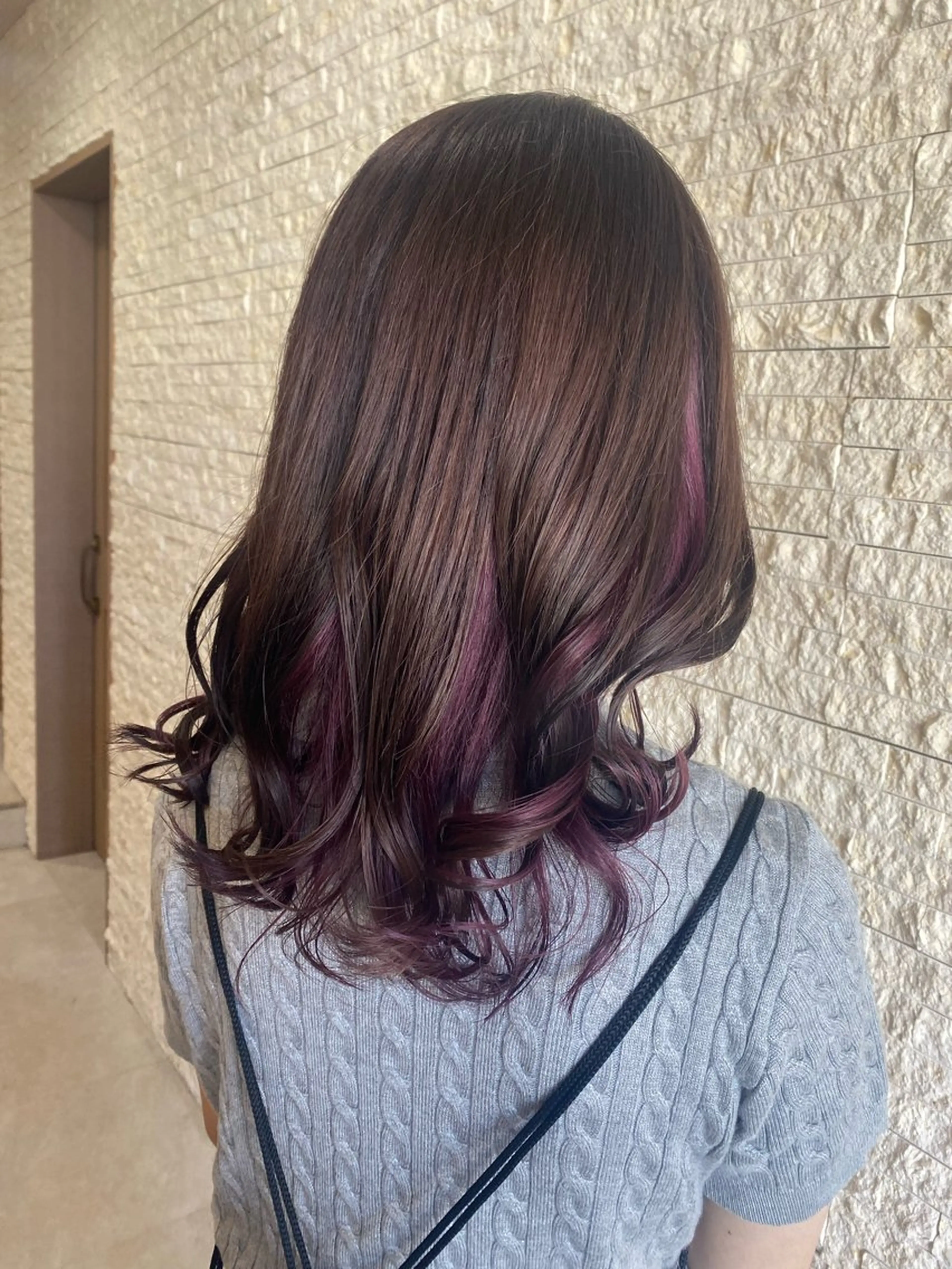 セミロング カラー ブラウンカラー ココアブラウン ハイトーンカラー インナーカラー ピンクカラー ヘアカラー ハイトーン/推しカラ ー⛓💜ゆららのヘアスタイル