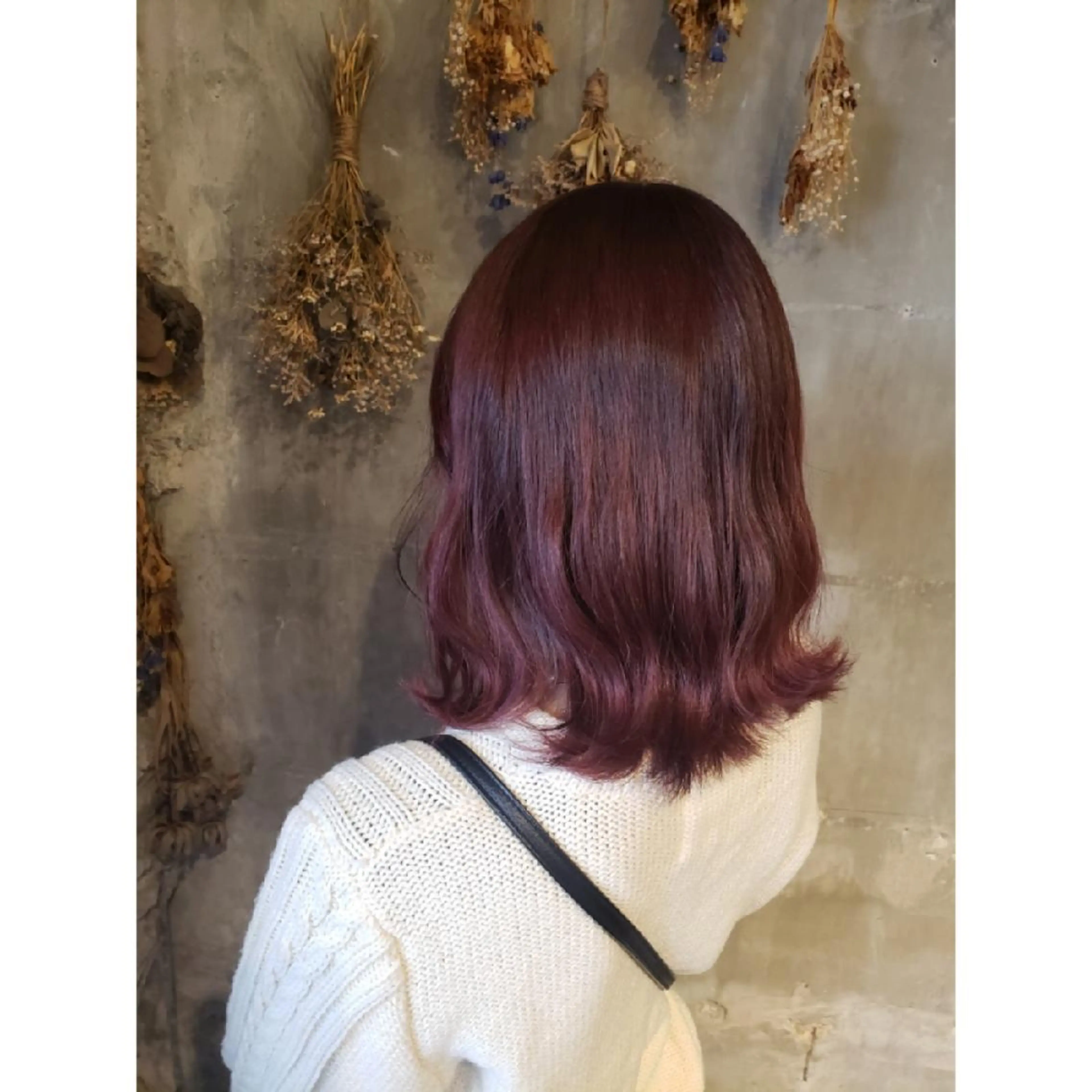 ミディアム カラー 井尻 柚都歩のヘアスタイル