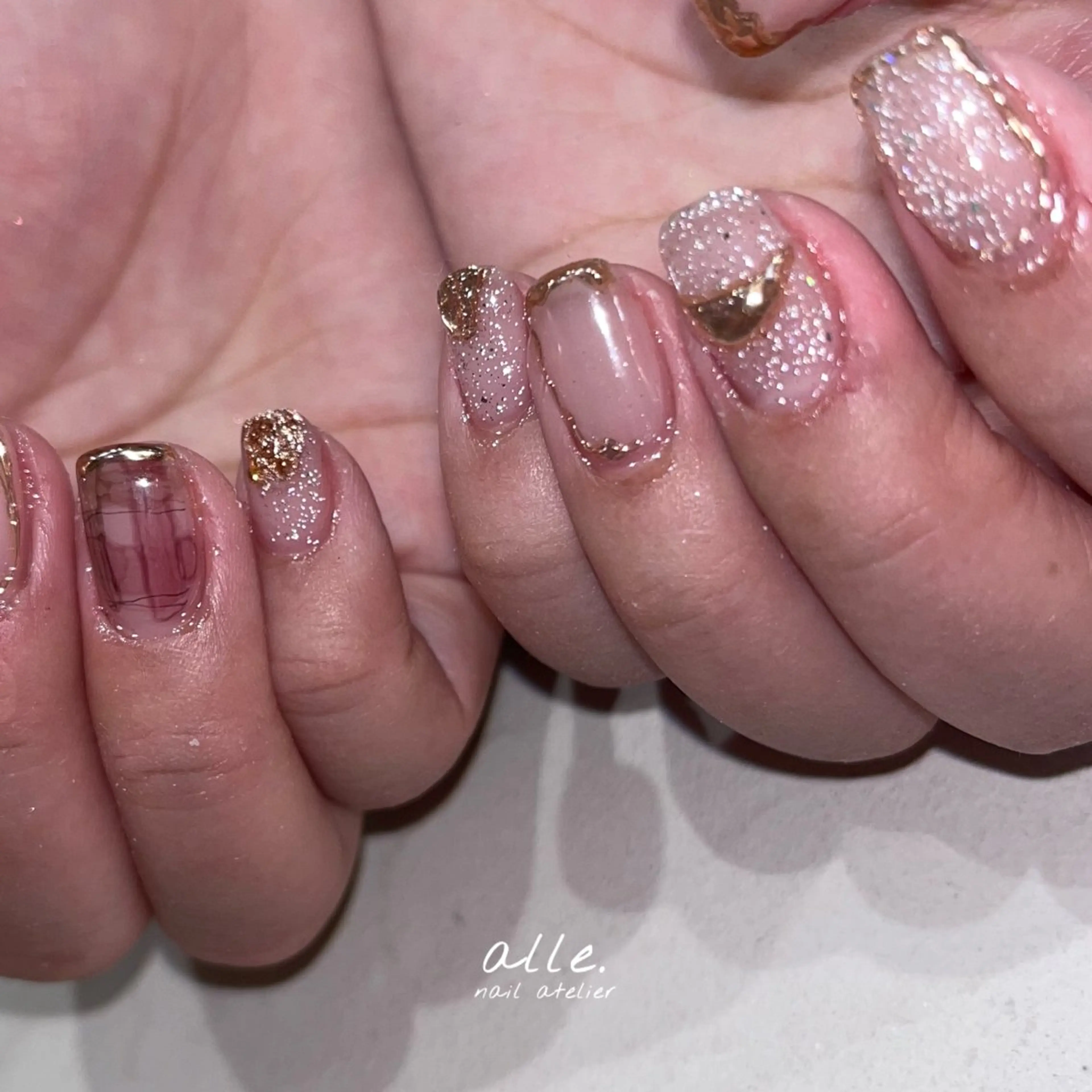 ネイル ハンドネイル atelier alle.のネイルデザイン