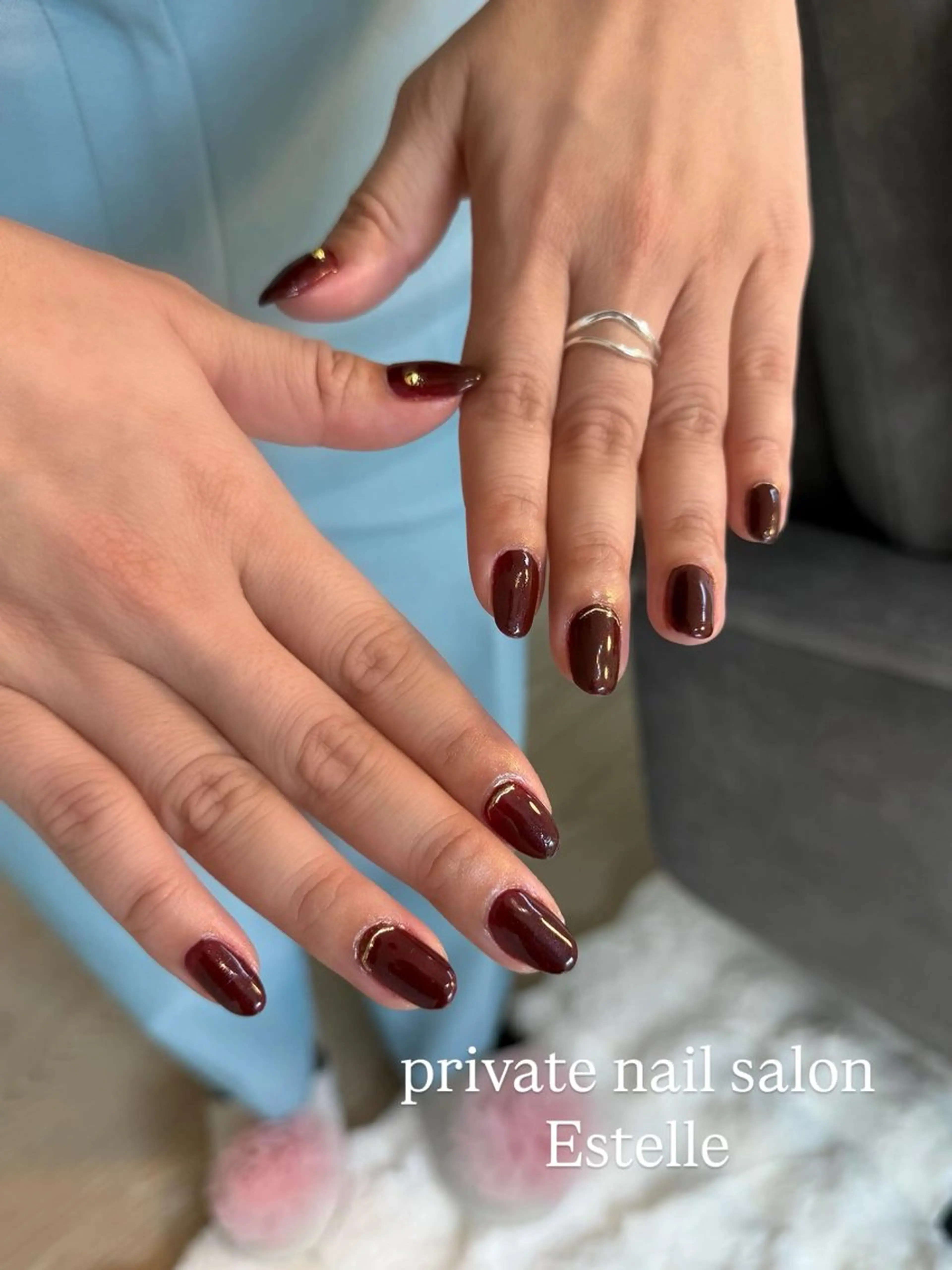 ネイル ボルドー ゴールド ミラーネイル シンプルネイル ハンドネイル nail salon Estelleのネイルデザイン