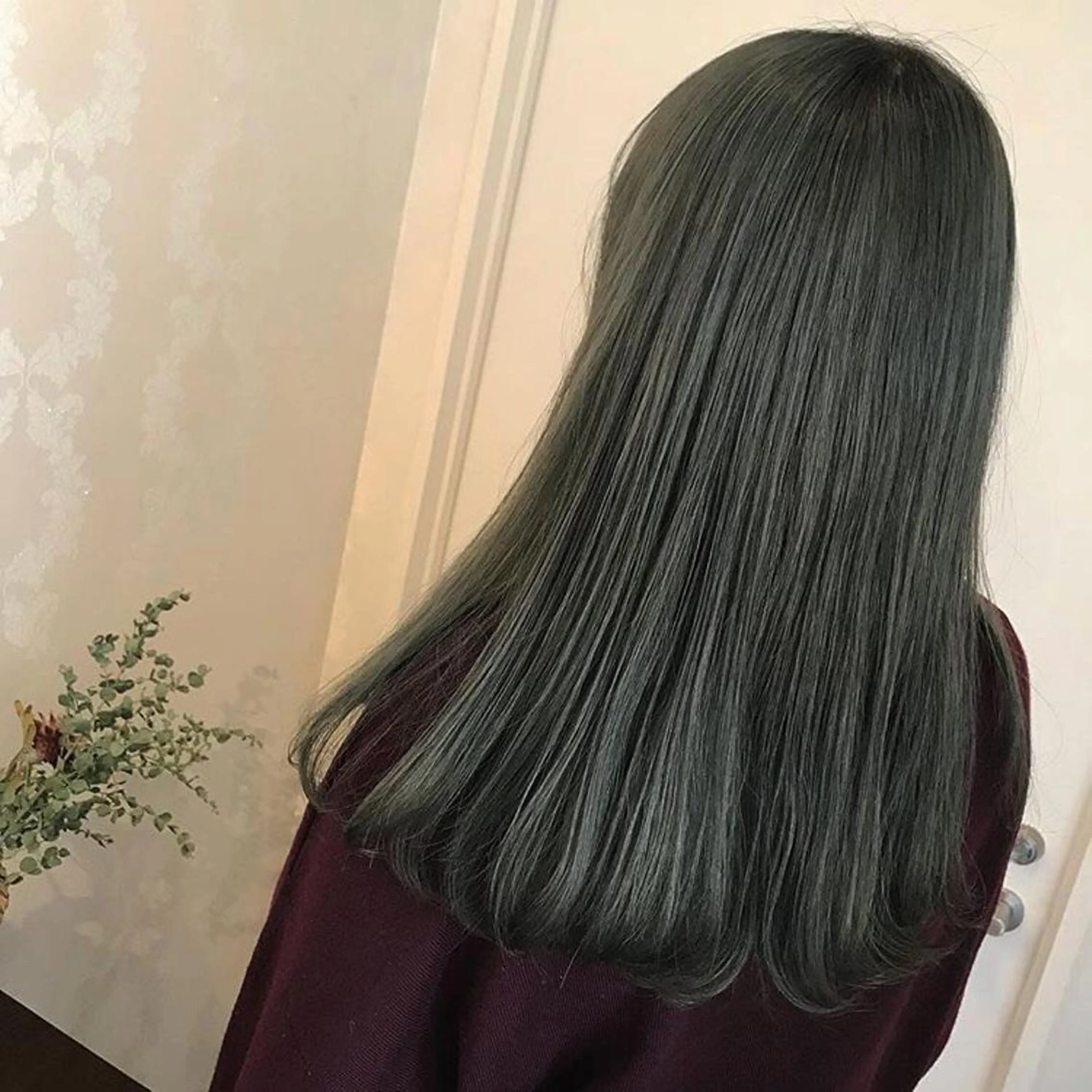 ロング カラー パーマ アッシュ ストレートパーマ カット 縮毛矯正 トリートメント lani ブリーチ /ダブルカラーのヘアスタイル