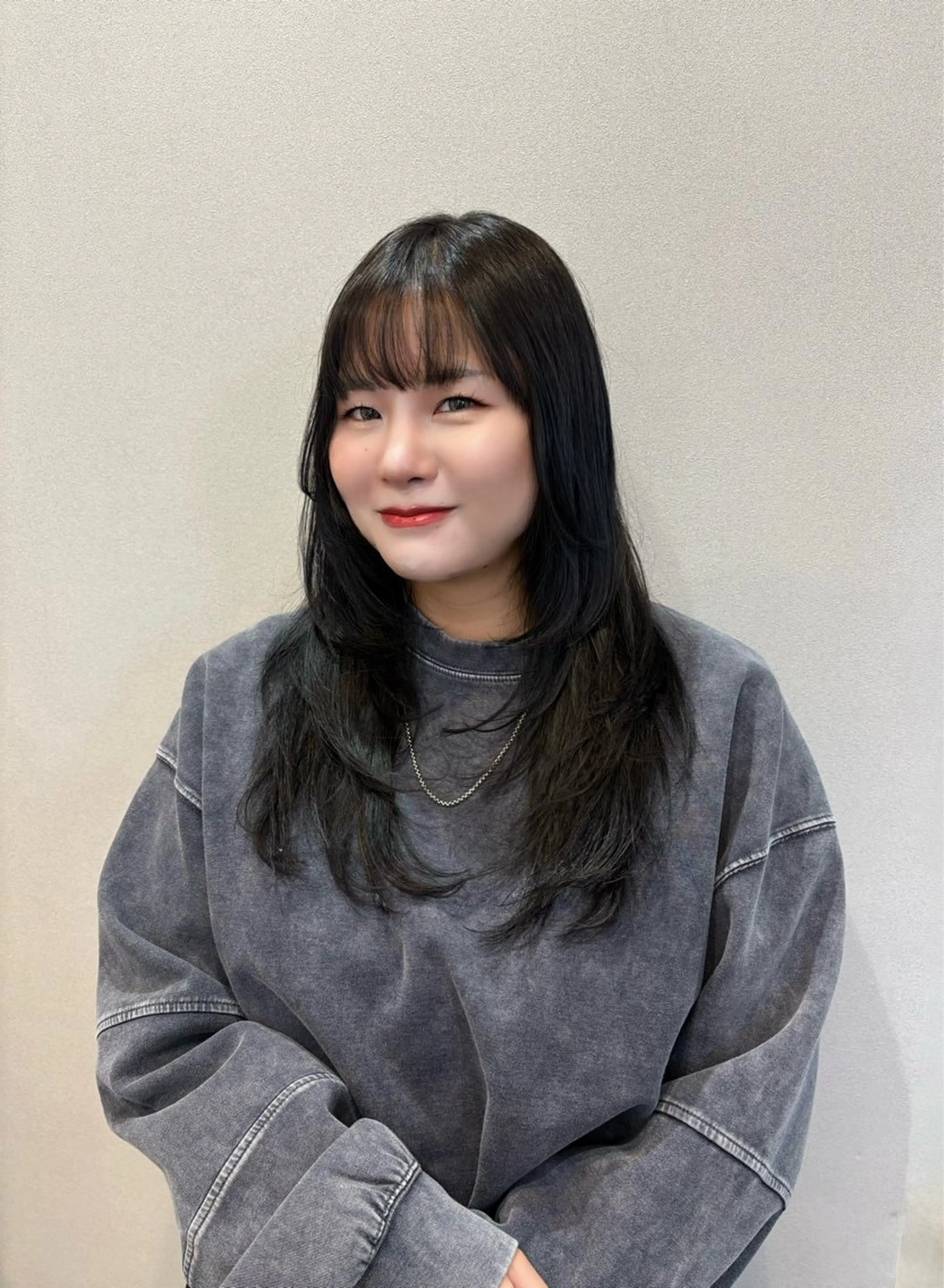 ロング ハイレイヤー レイヤーカット 赤池 日菜子のヘアスタイル