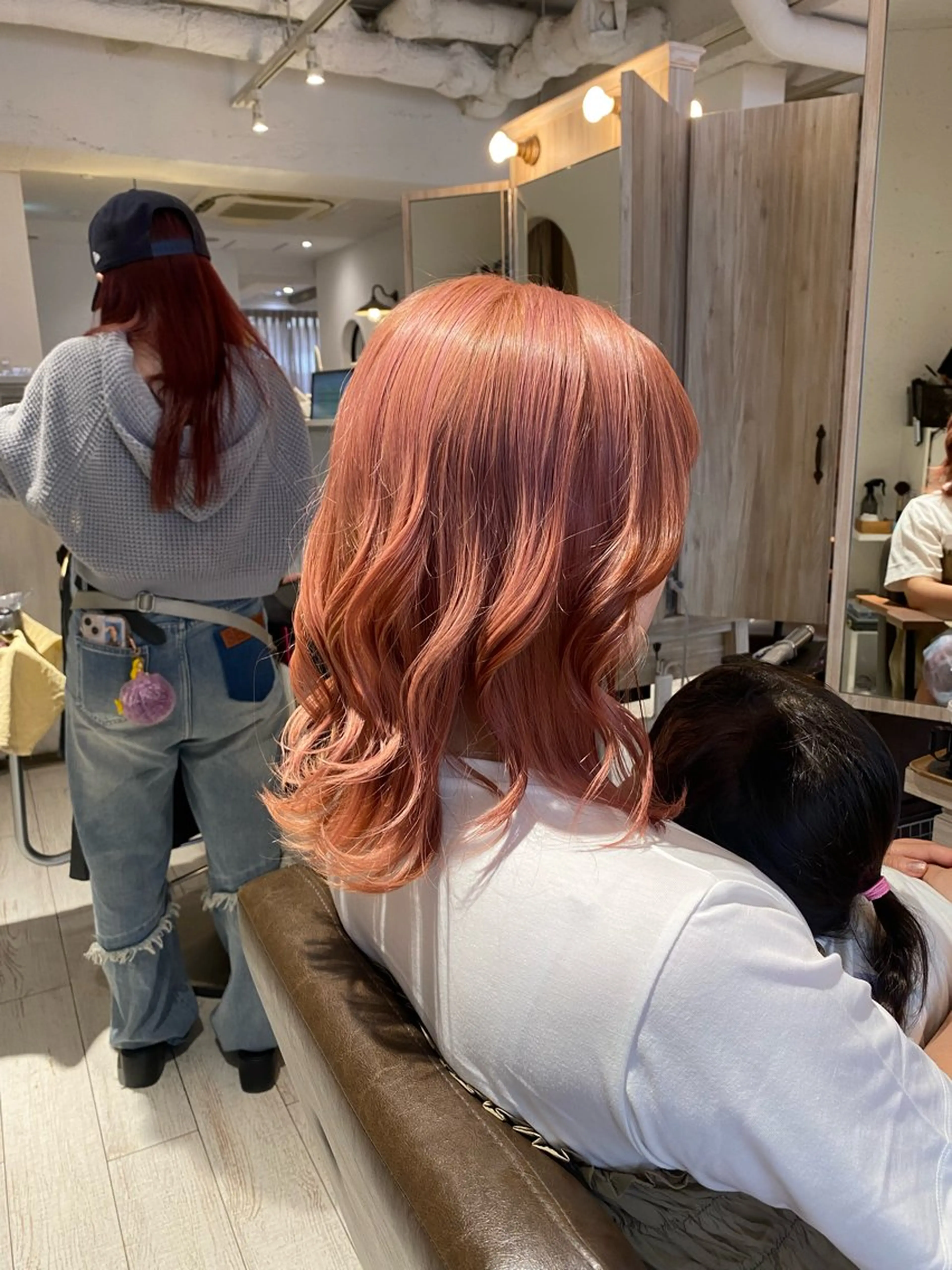 カラー ベージュカラー ブリーチ ピンクカラー ピンクベージュ 韓国風／ハイトーン 砂原洋介のヘアスタイル