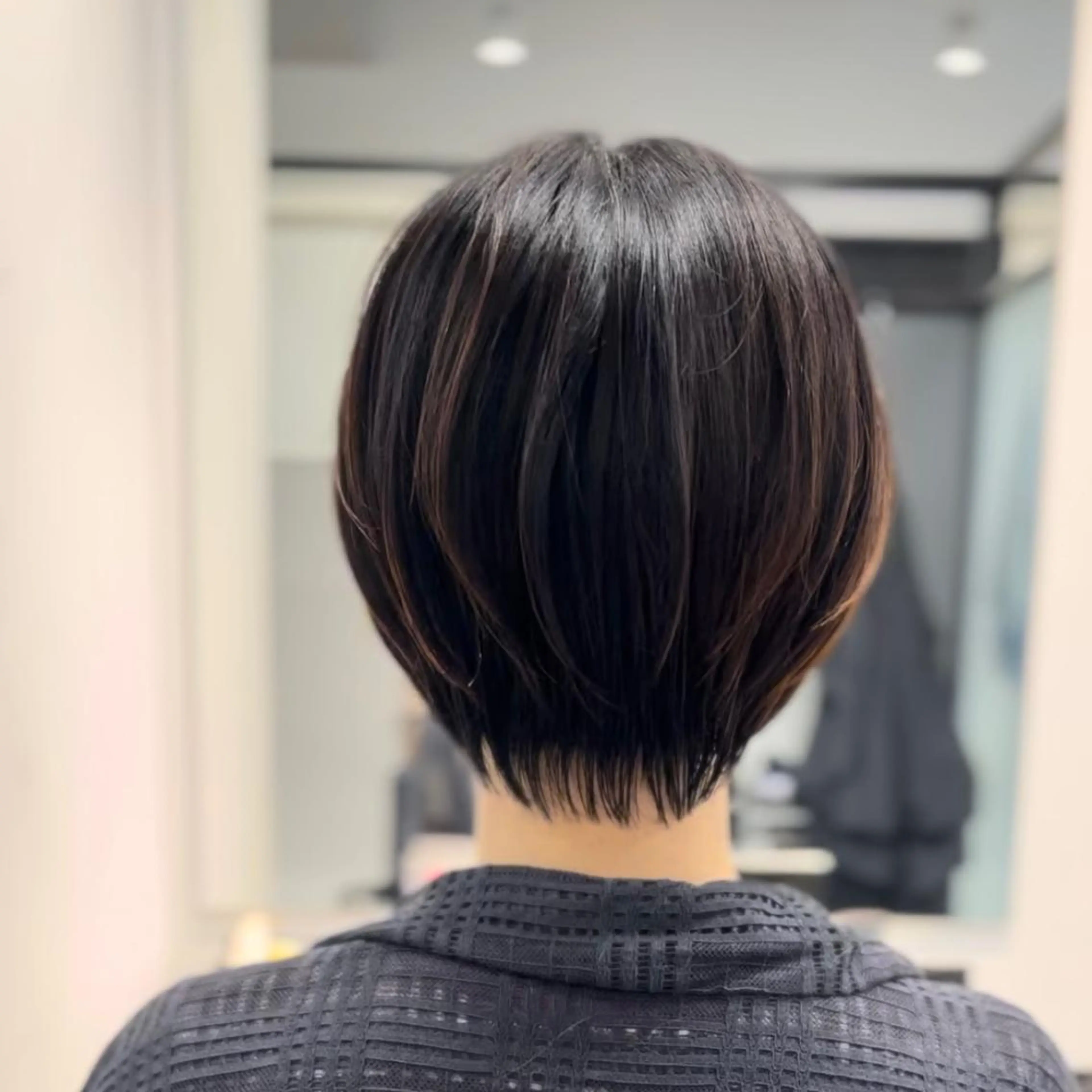 ショート ショートヘア、ボブ こやさん　コヤマのヘアスタイル