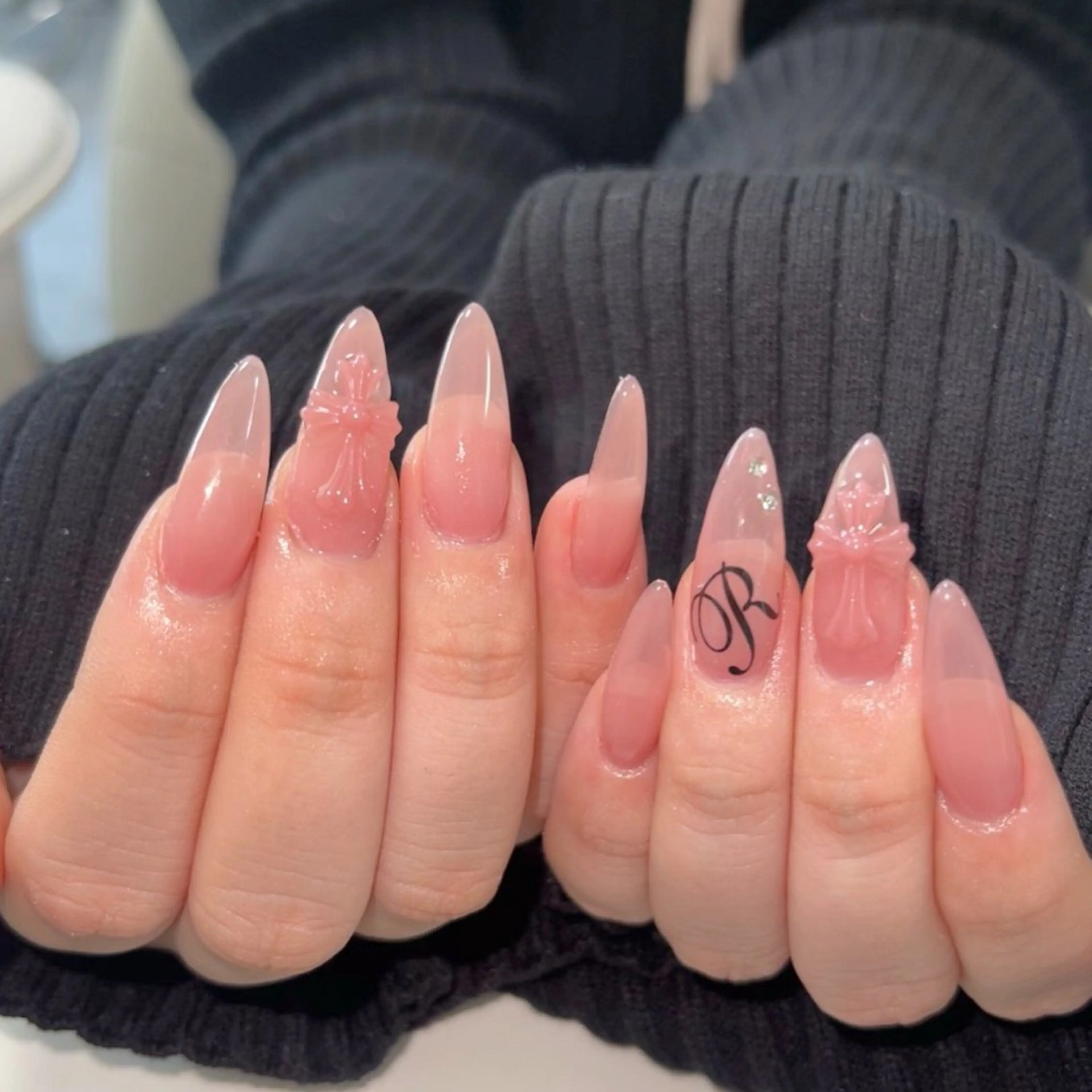 ネイル オーロラネイル クリアネイル 成人式 フラッシュネイル ジェルネイル ハンドネイル Amee Nail Salonのネイルデザイン