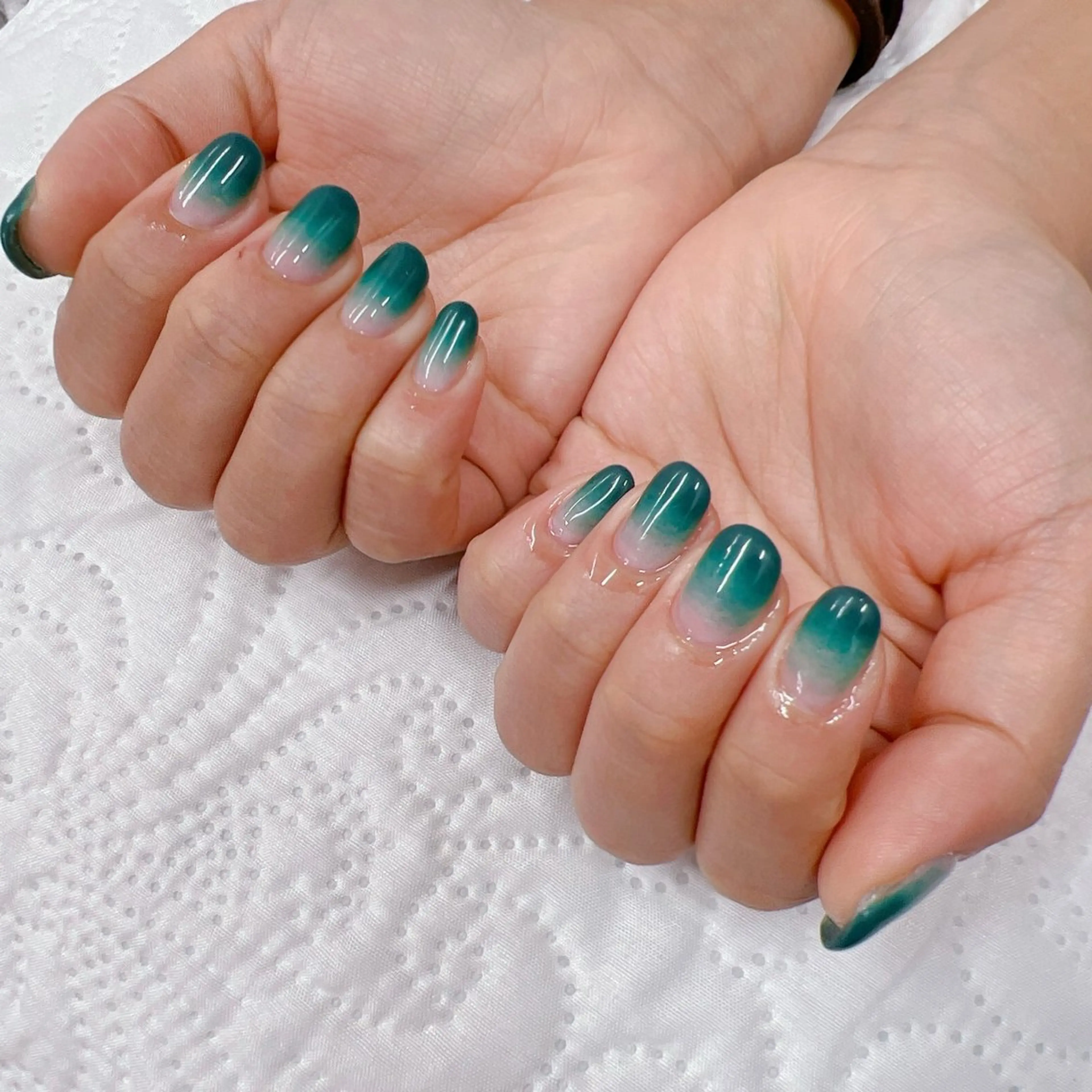 ネイル ハンドネイル Emi lyのネイルデザイン