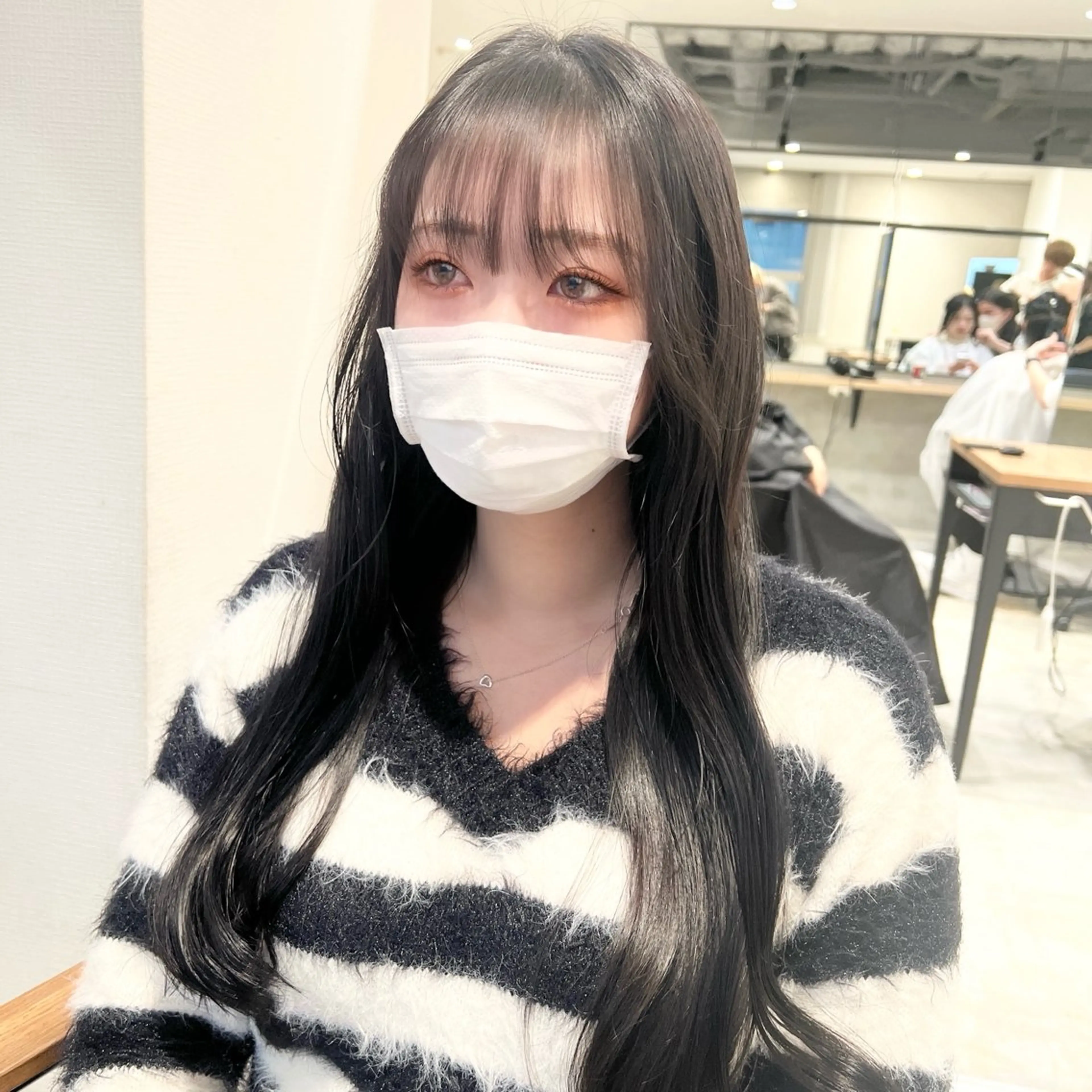 ロング カラー 透明感カラー ダークグレー ヘアカラー トリートメント 髪質改善/韓国ヘア 顔まわり特化yutoのヘアスタイル