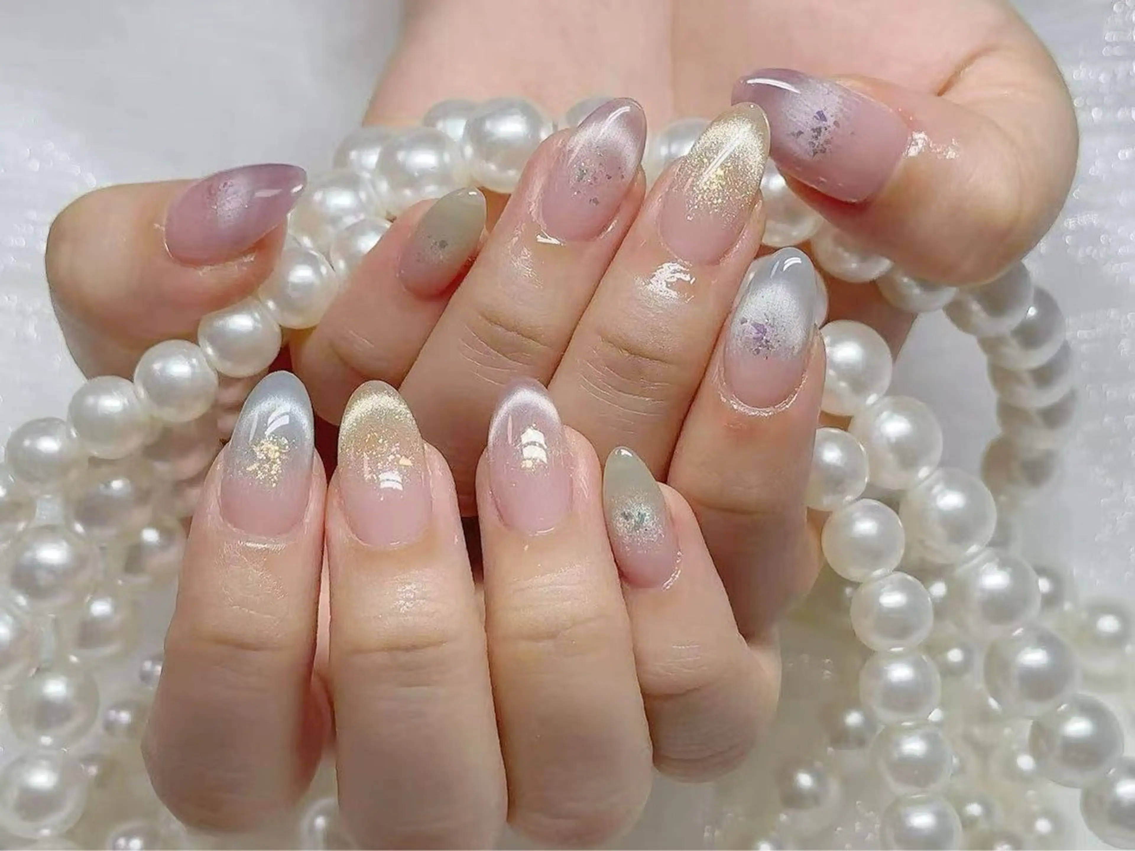 ネイル アートネイル クリアネイル 成人式 長さ出し フラッシュネイル かすみ ✨のネイルデザイン