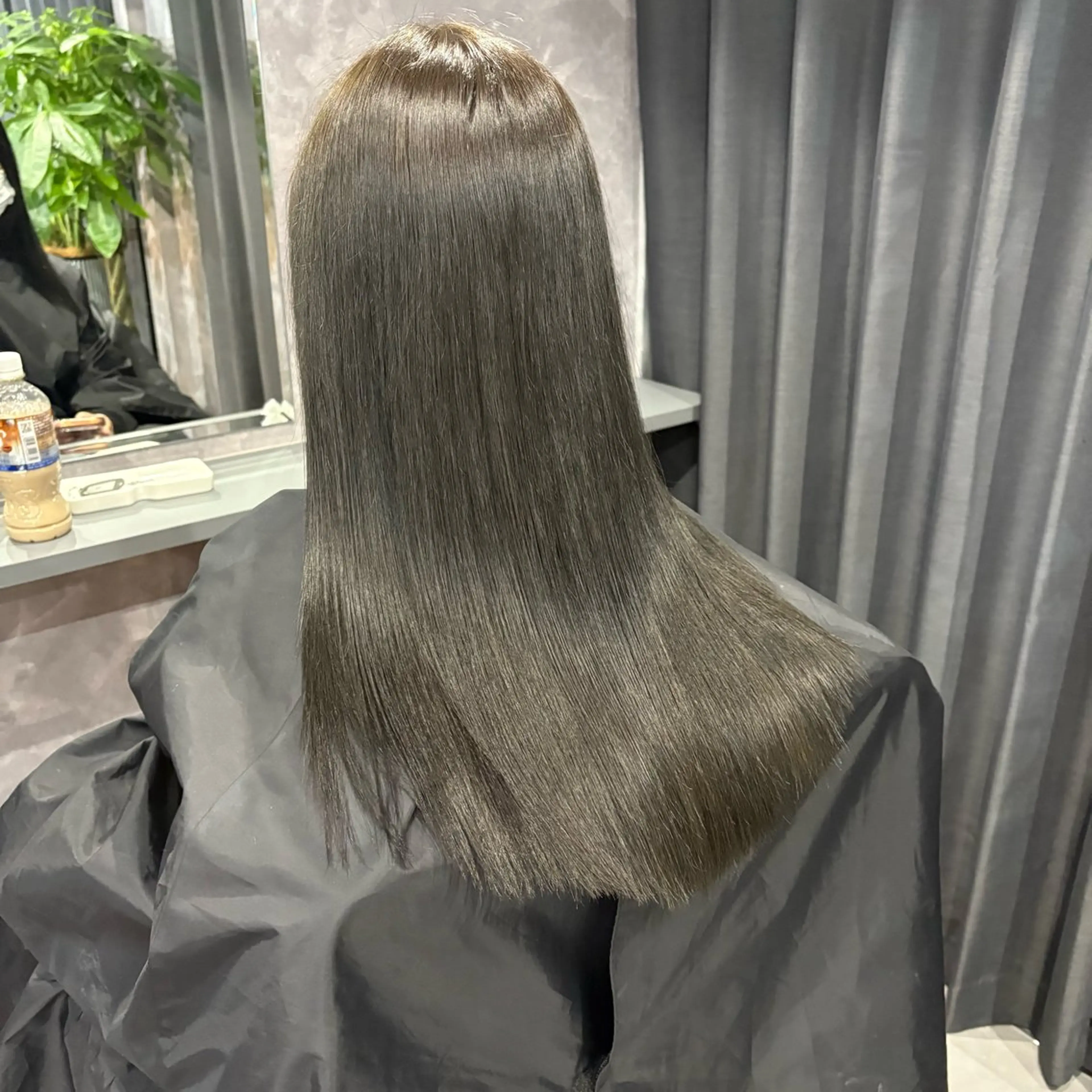 ロング カラー カット ヘアカラー トリートメント nameless miichiのヘアスタイル