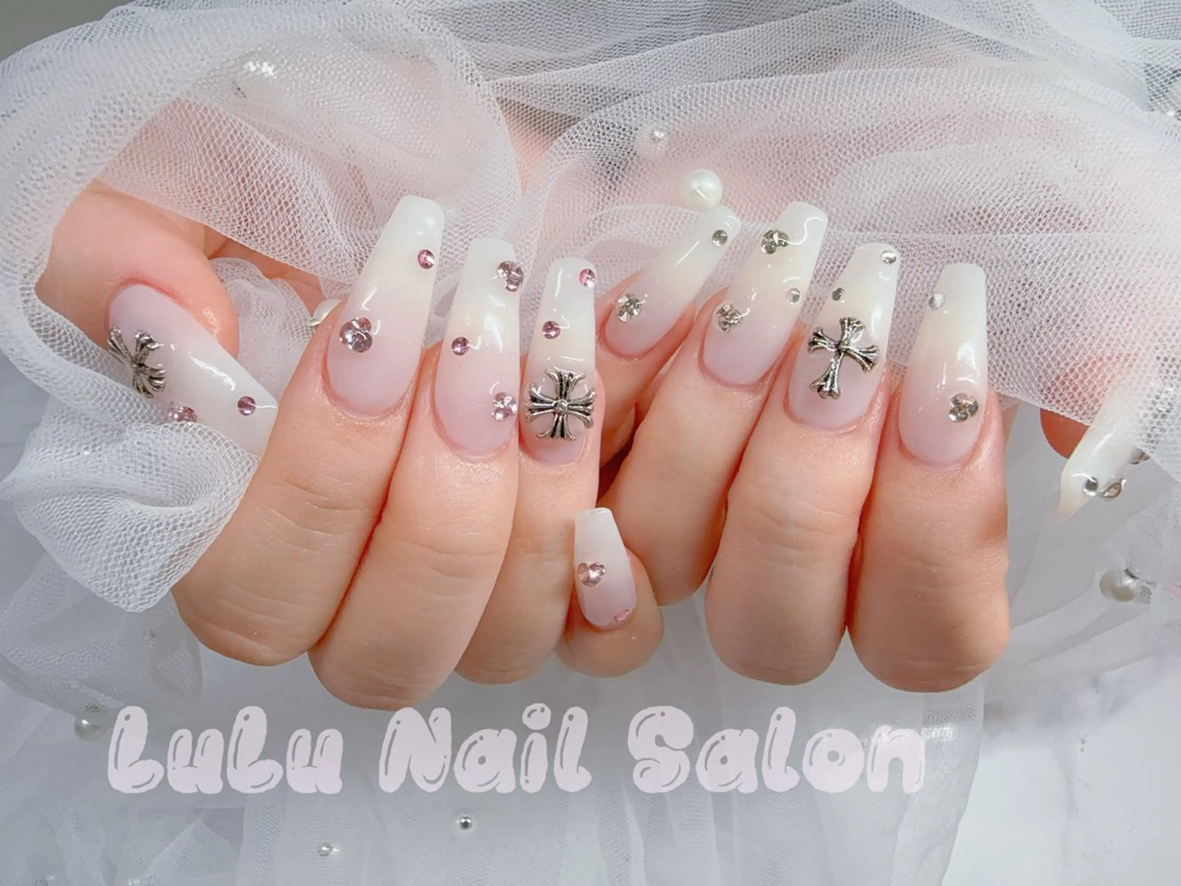 ネイル ハンドネイル LU LU NailSalonのネイルデザイン