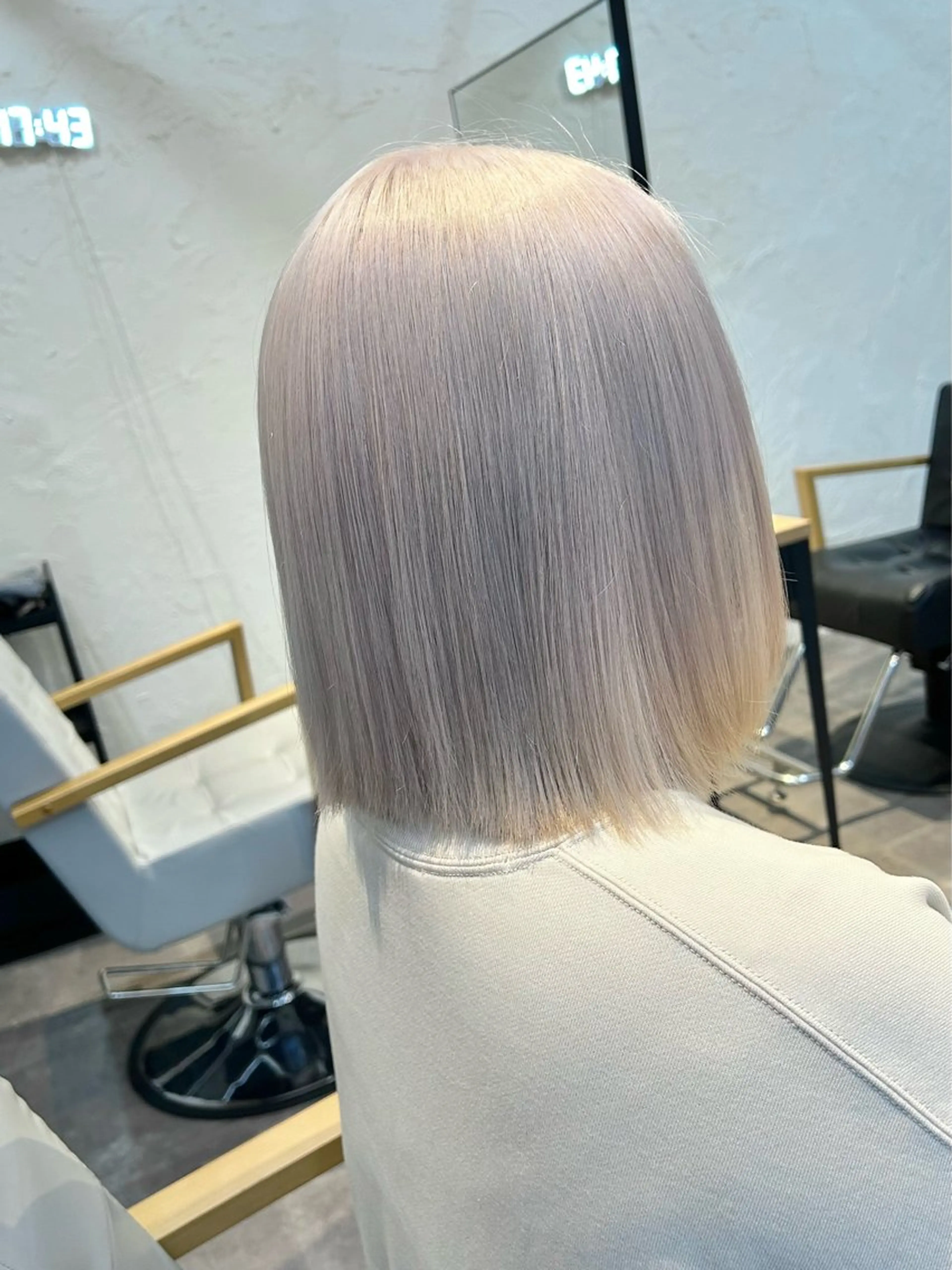 ミディアム カラー 井手 孔介のヘアスタイル