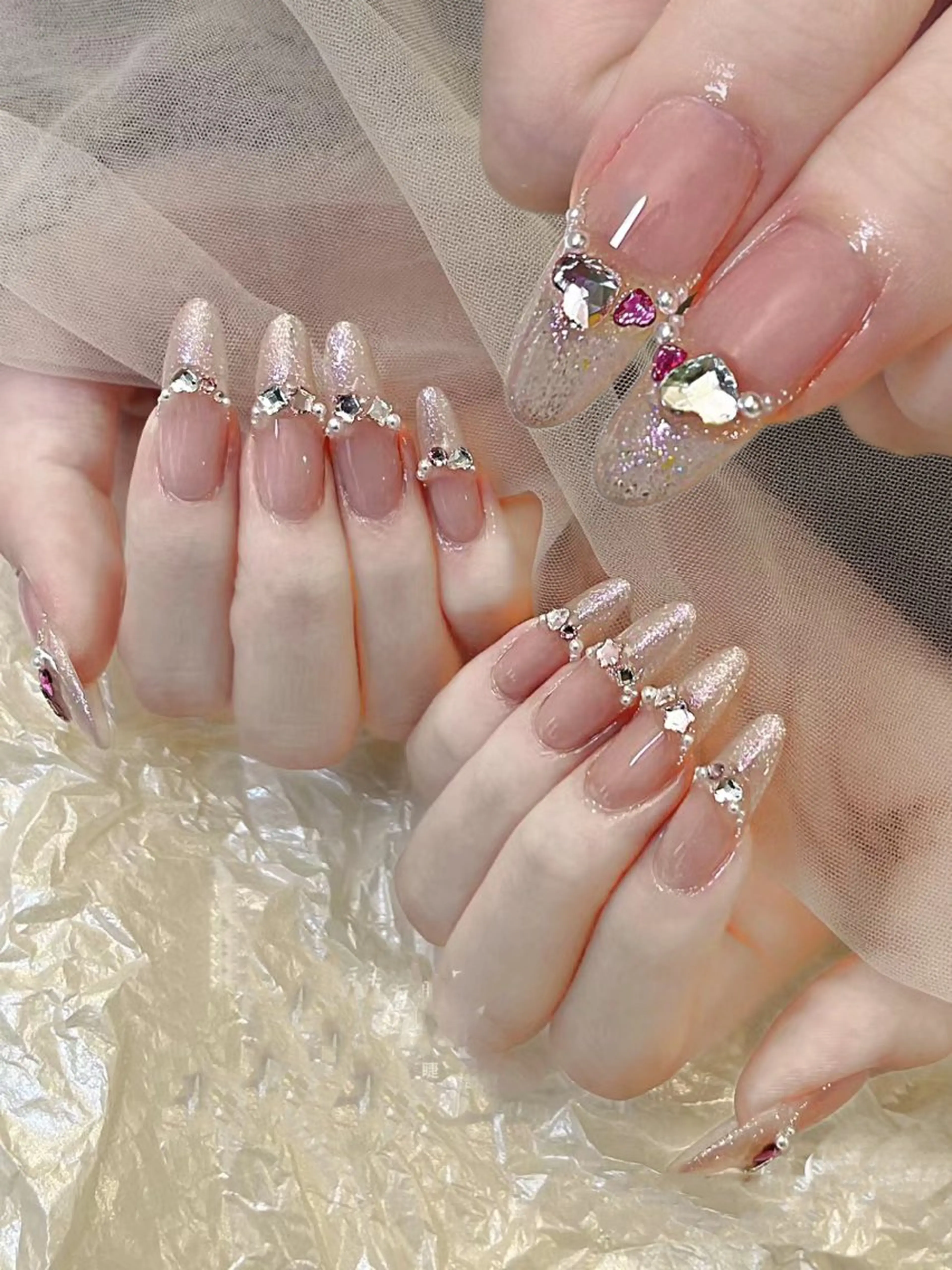 ネイル フレンチネイル 韓国ネイル 春ネイル ストーンネイル ワンホンネイル 恵比寿 The Nailのネイルデザイン