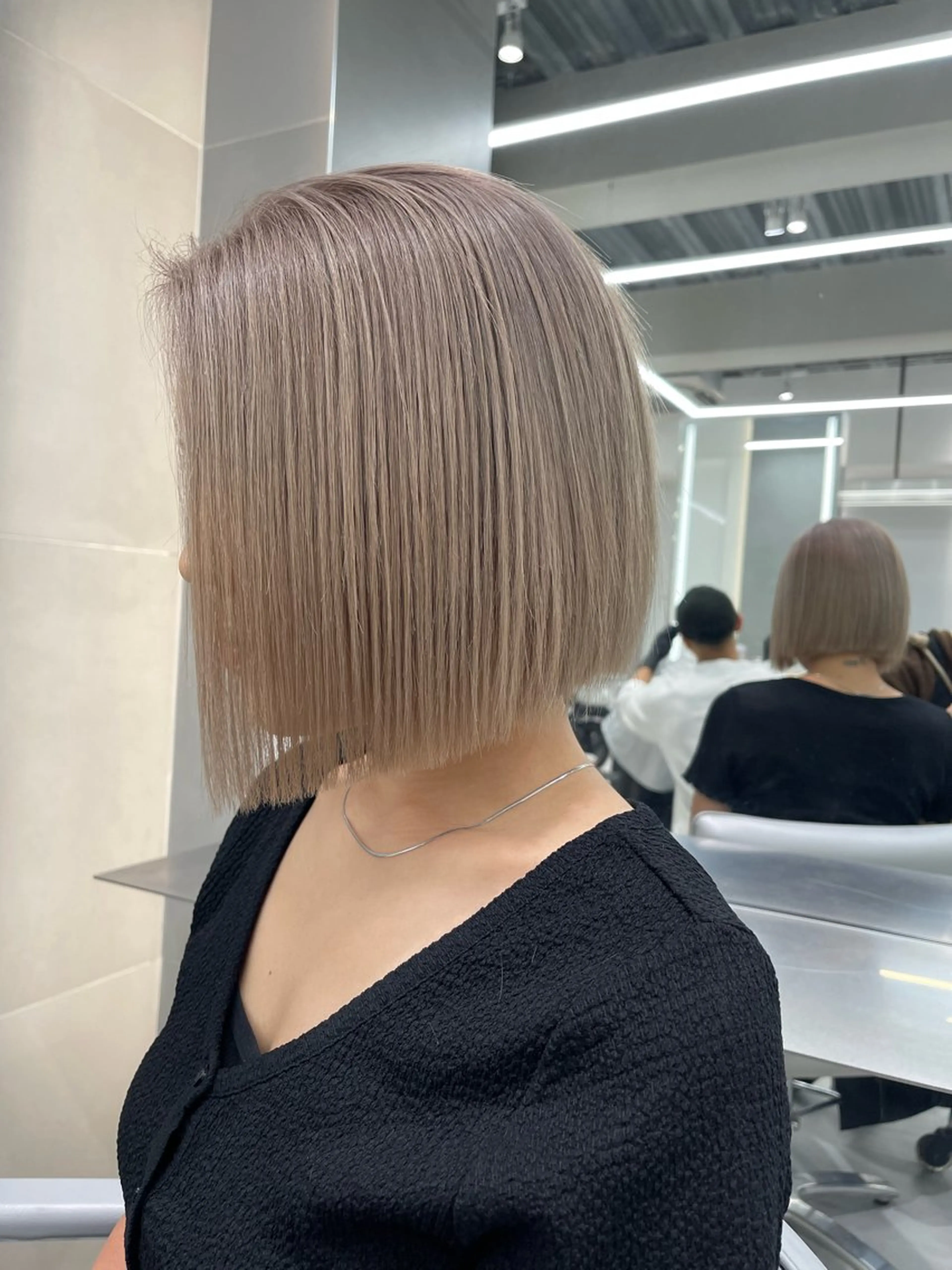 ショート カラー ブリーチ ボブ トリートメント /カラー/NAOKIのヘアスタイル