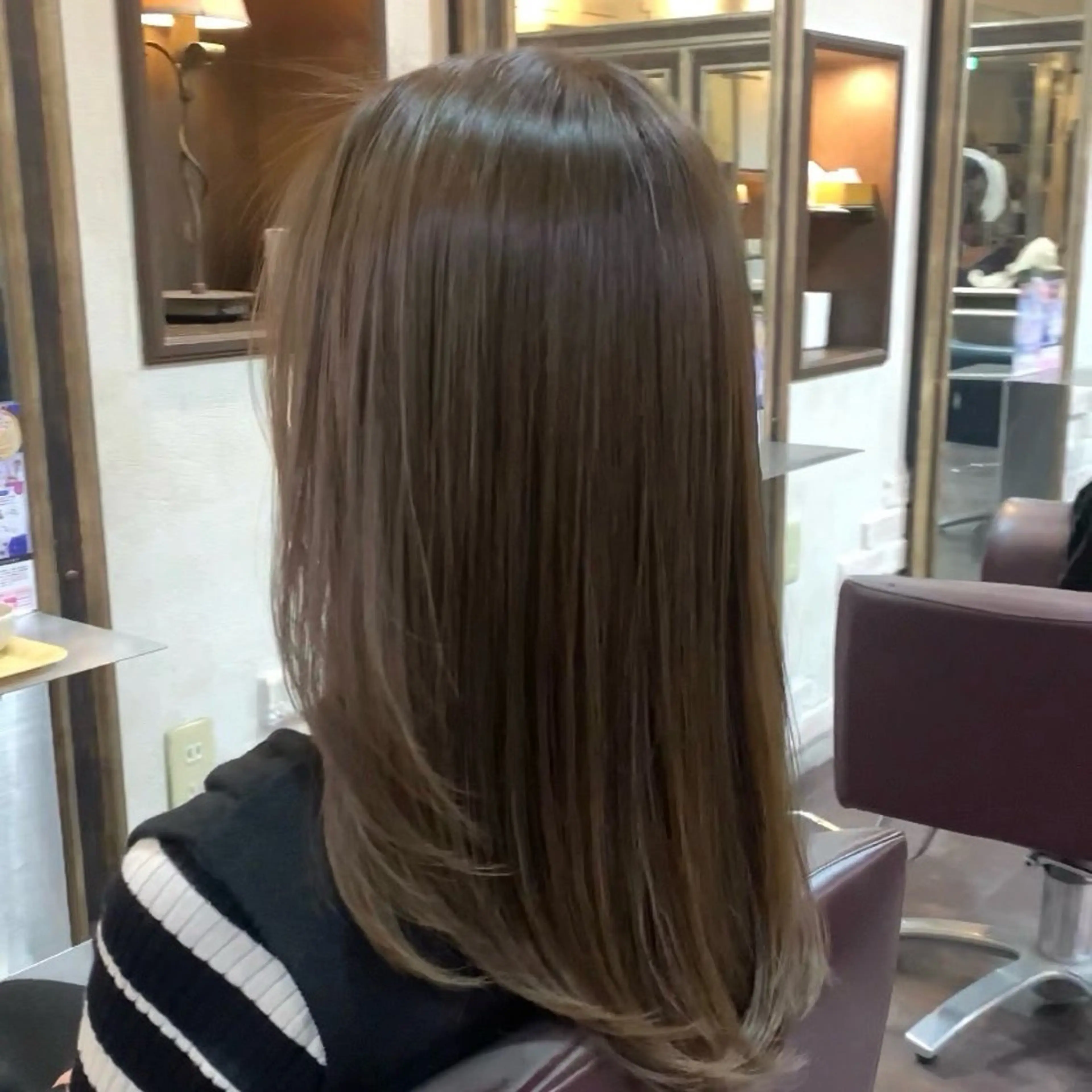 セミロング Pinq she Ayana👀🤍のヘアスタイル