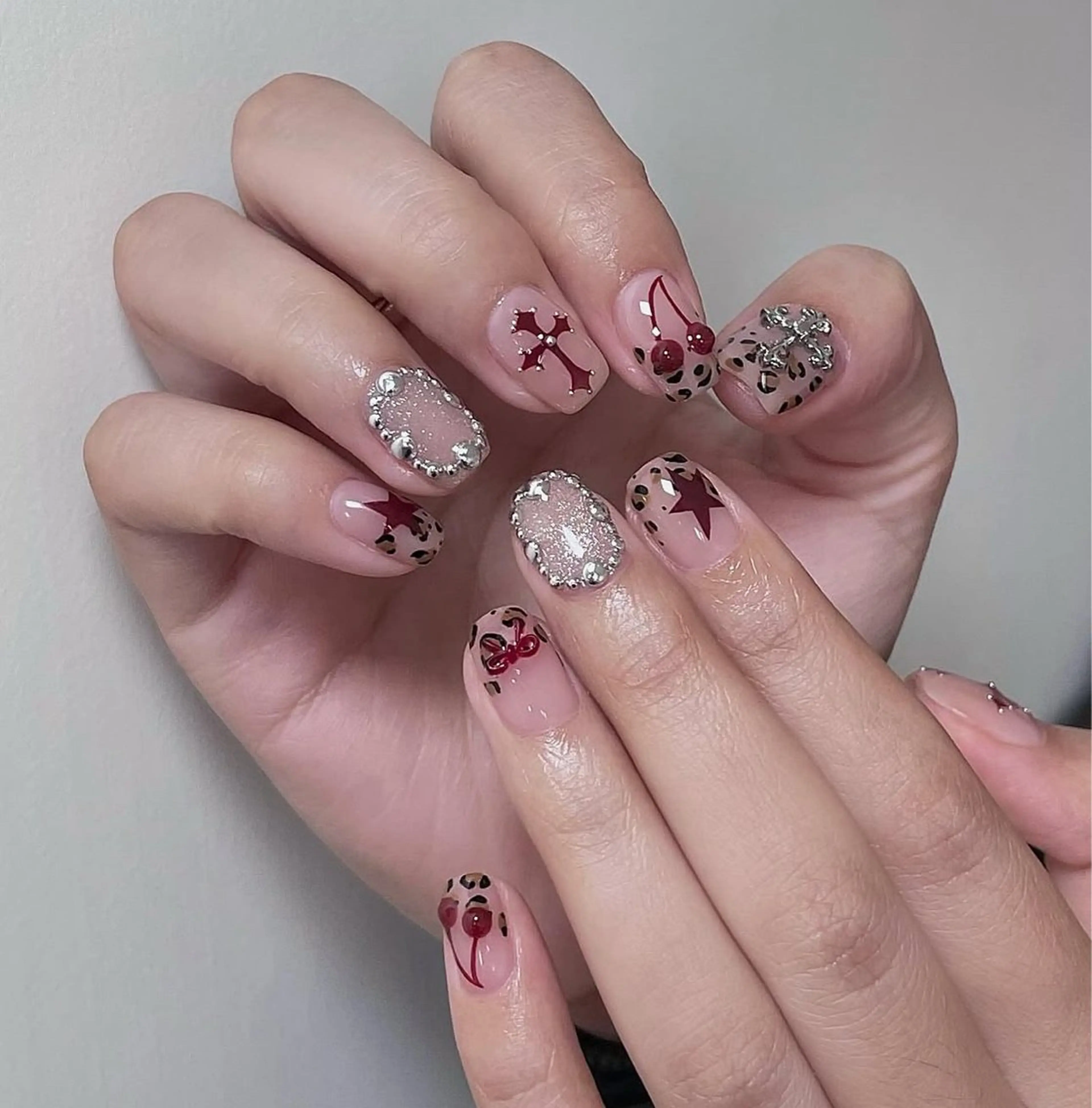 ネイル 🎀PG🩵 ネイルサロンのネイルデザイン