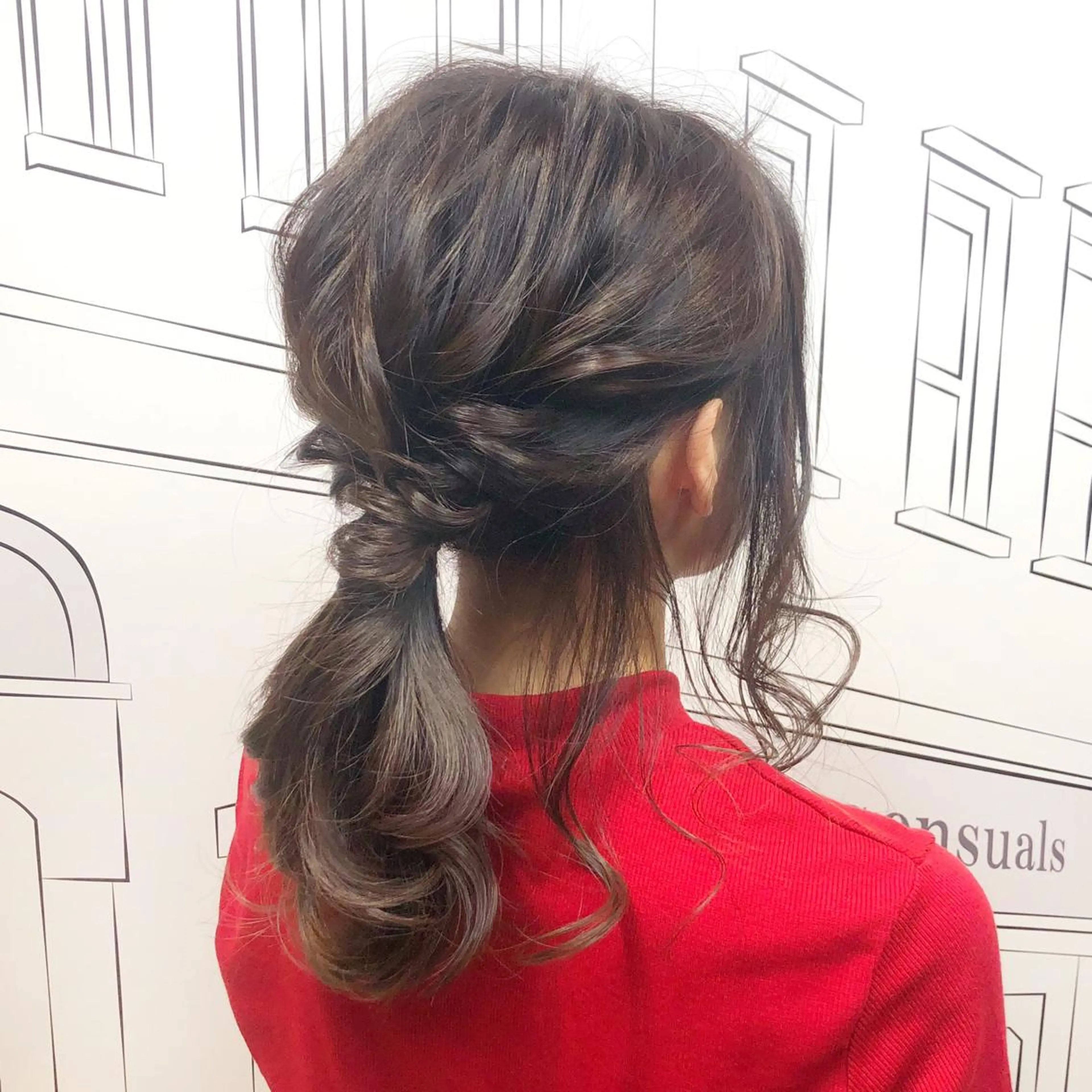 ミディアム カラー イルミナカラー レッドカラー TOMOKA 艶髪/透明感カラーのヘアスタイル