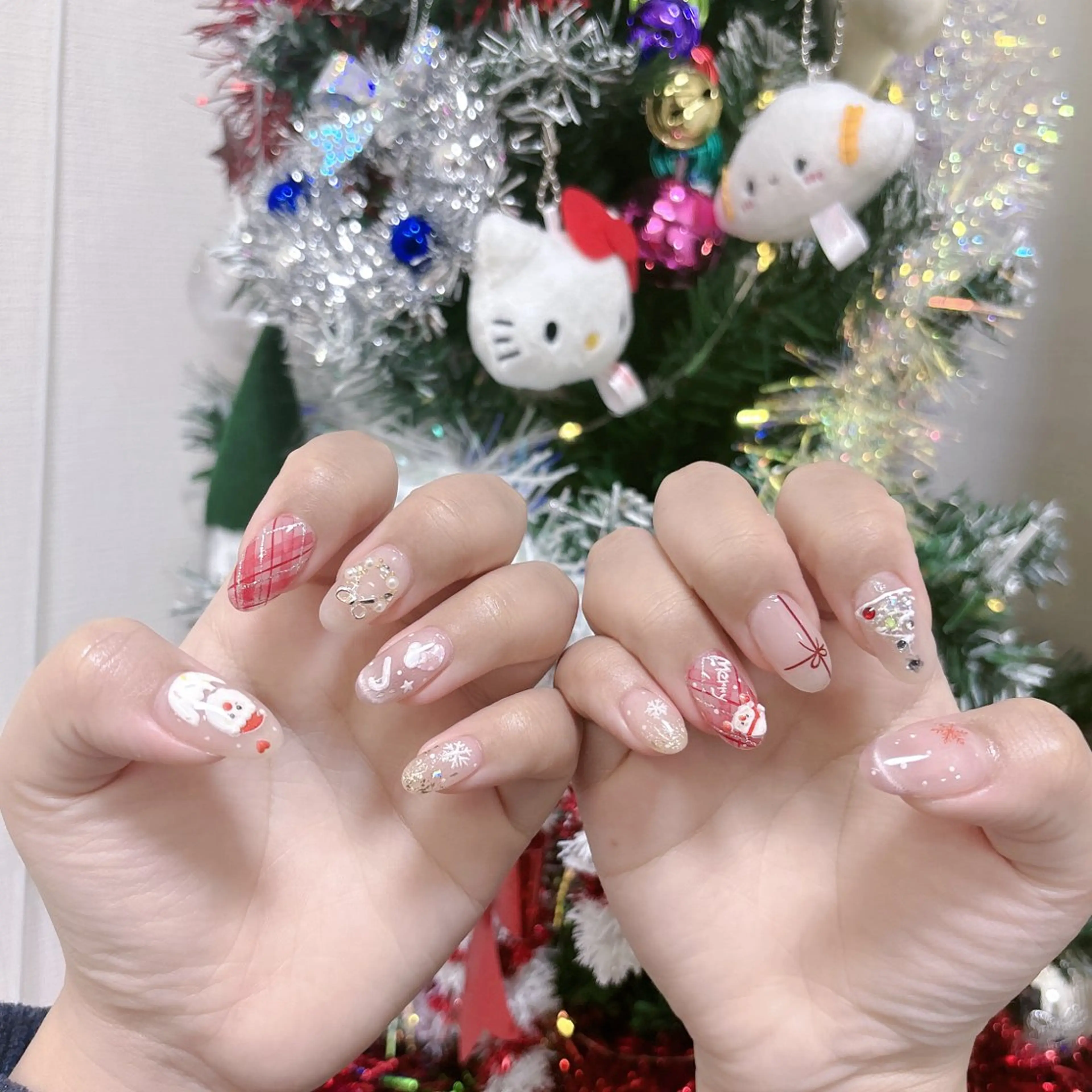 ネイル 成人式 大理石ネイル(マーブル) ネイルチップ 冬ネイル クリスマス ハンドネイル MoMoA Nail ネイル長さ出し専門店のネイルデザイン