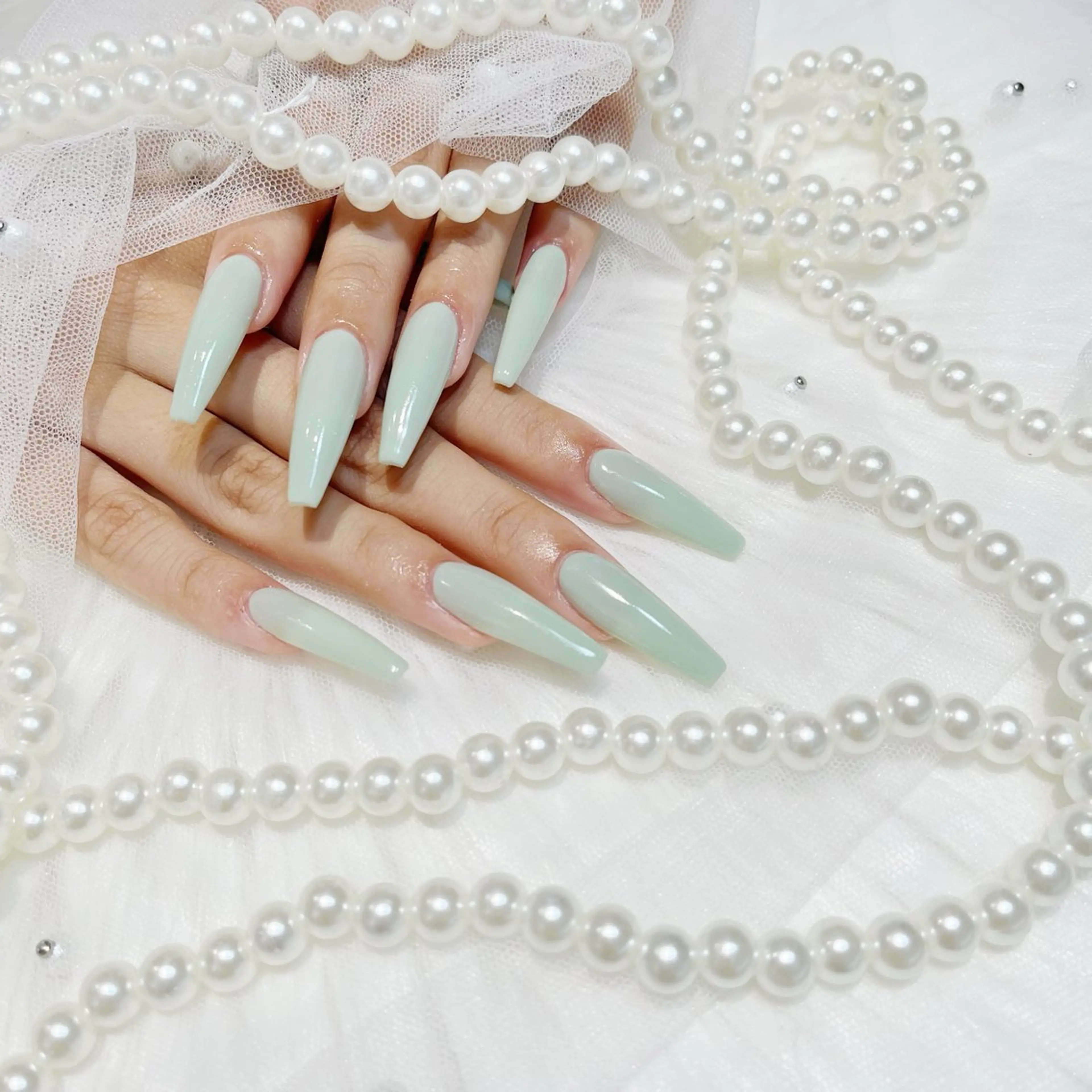 ネイル WISTERIA aisaのネイルデザイン