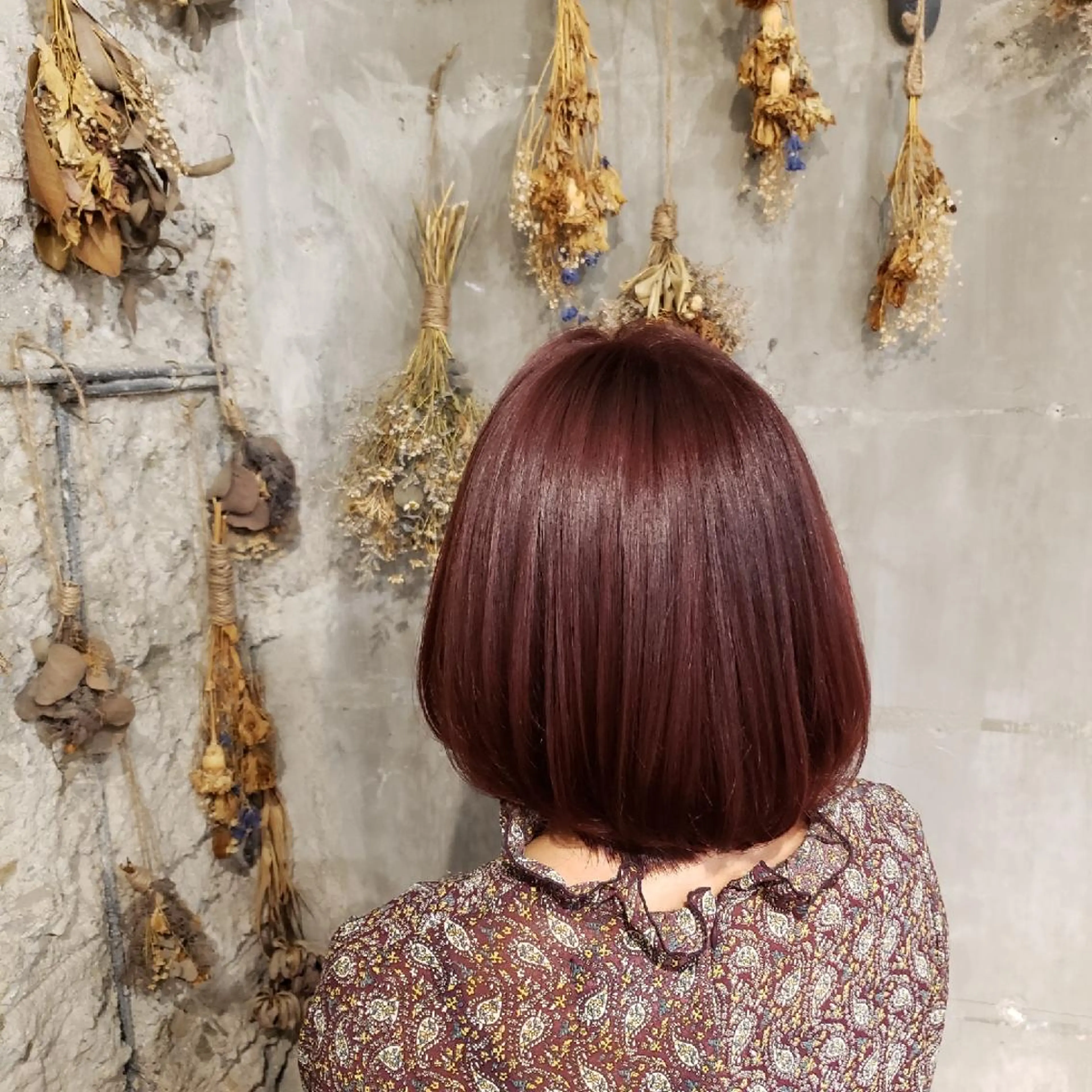 ショート カラー 井尻 柚都歩のヘアスタイル