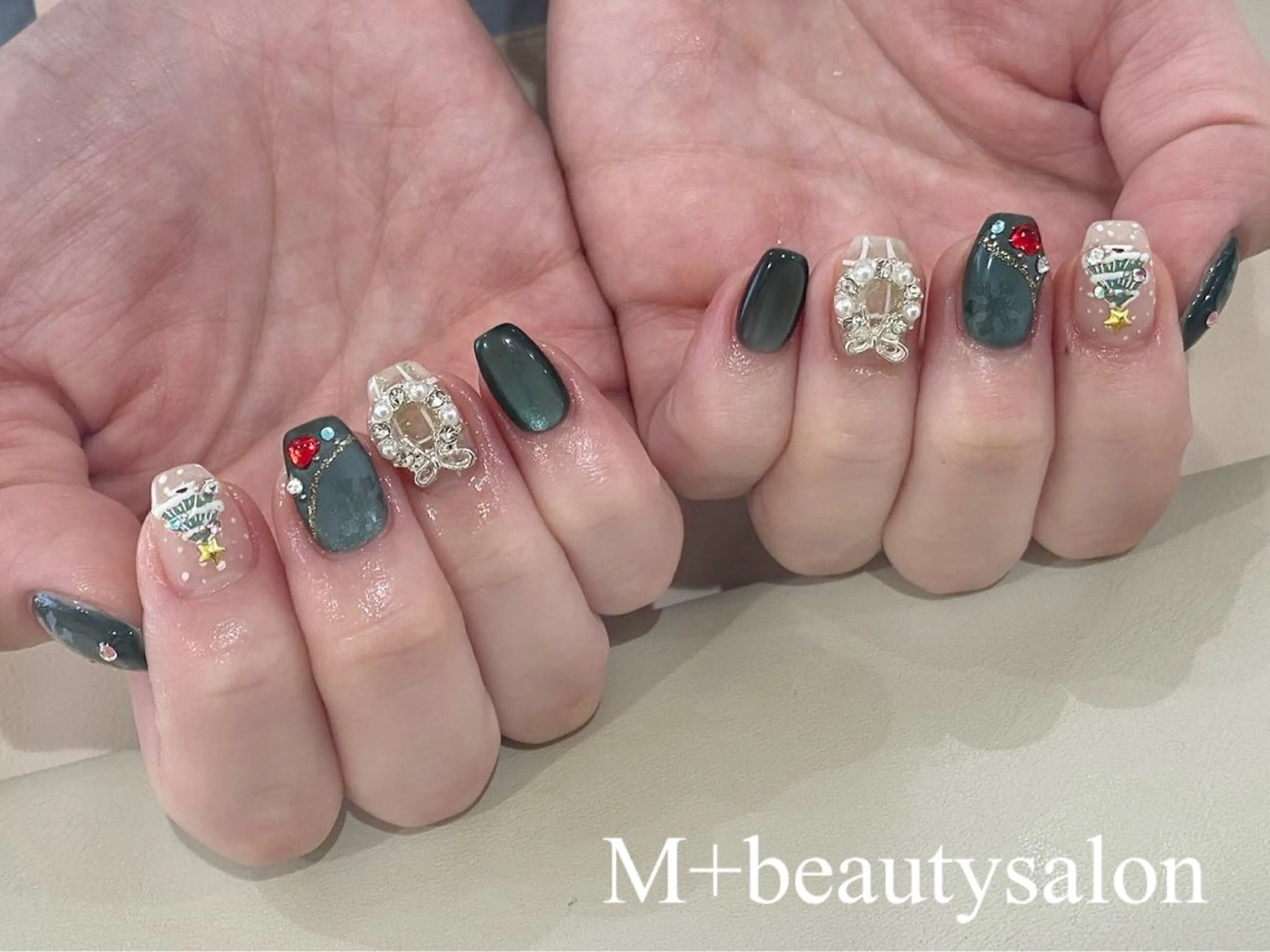 ネイル M+  Beauty Salonのネイルデザイン