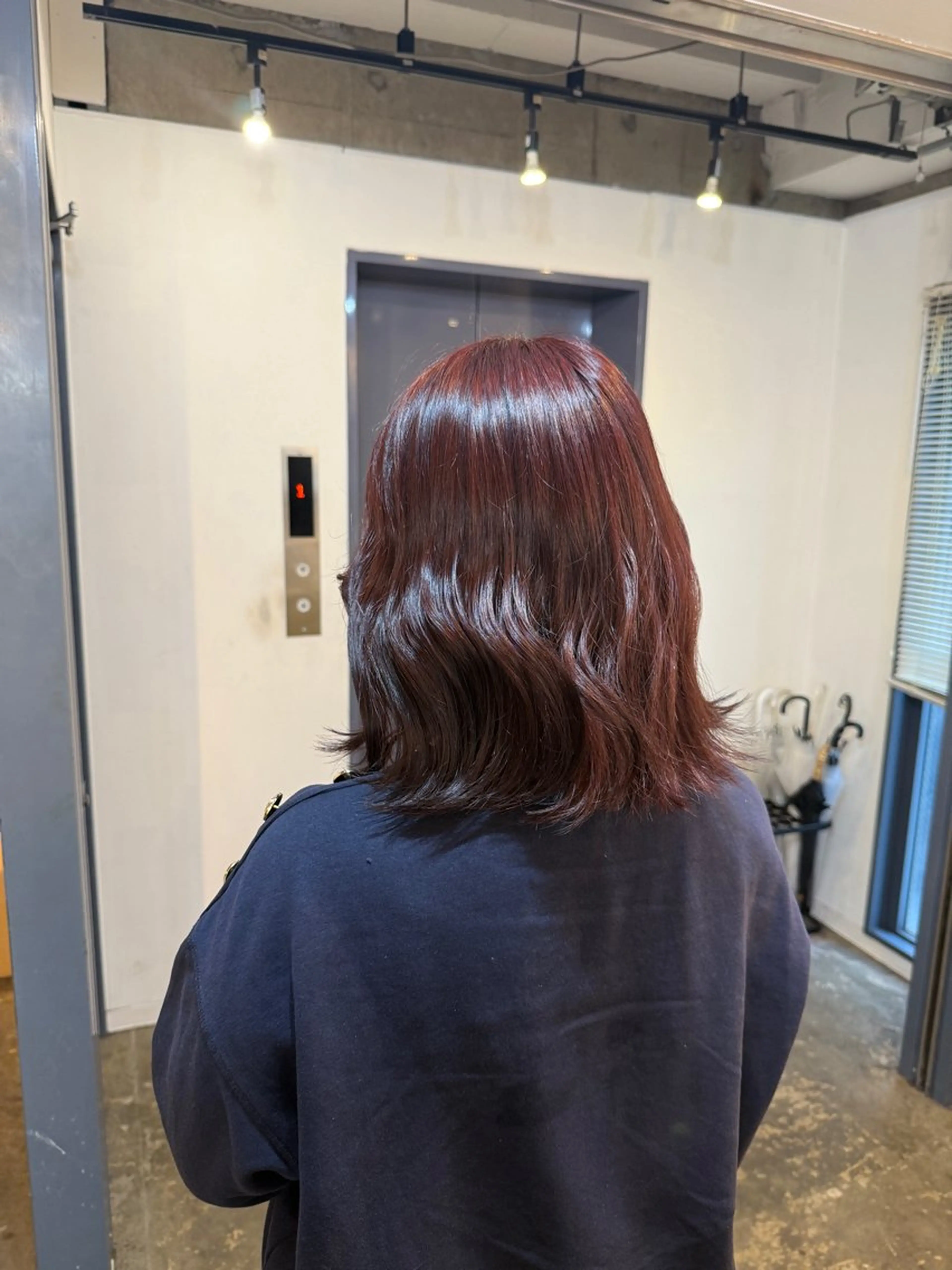 ミディアム カット ヘアカラー トリートメント 縮毛矯正/レイヤー カット⭐️SHOTAのヘアスタイル