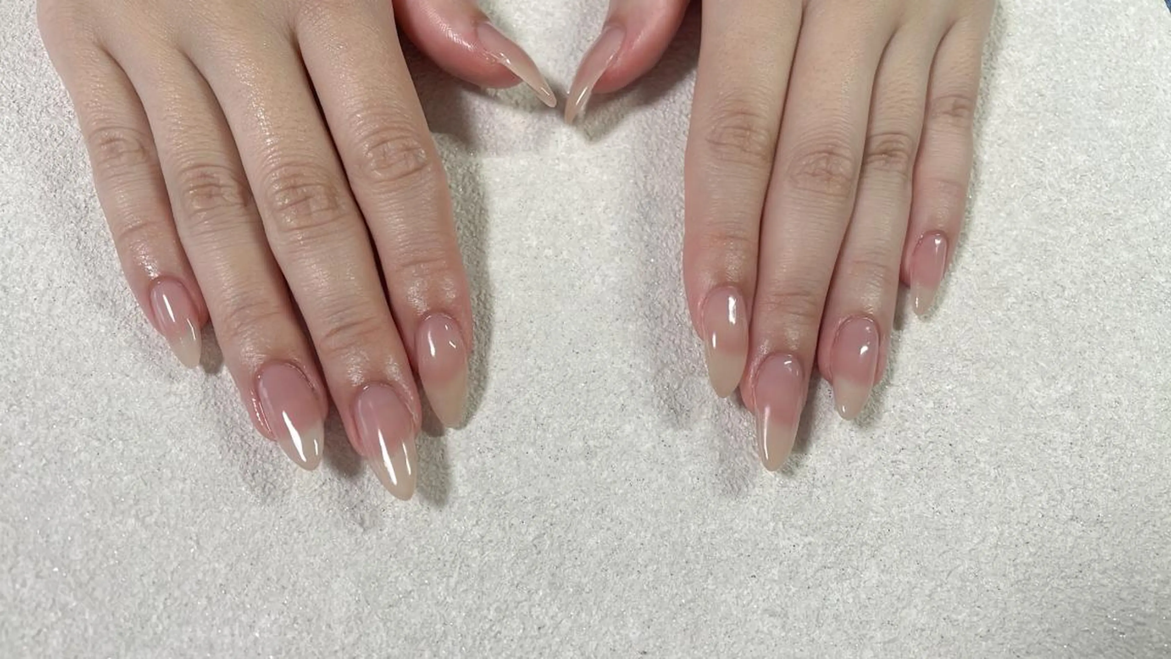 ネイル オーロラネイル フラワーネイル フットネイル フレンチネイル ジェルネイル kikinail 溝の口のネイルデザイン