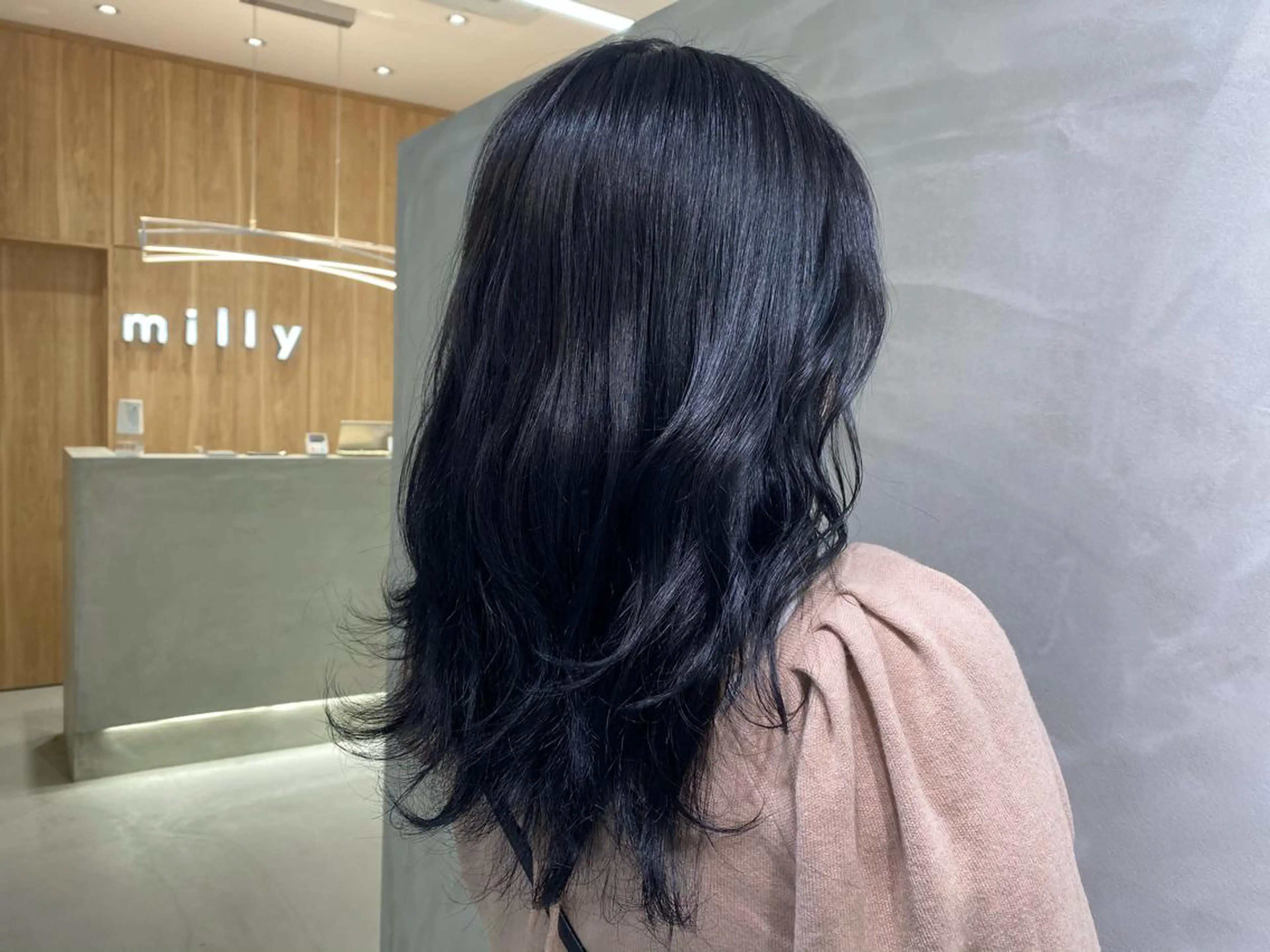 ミディアム カラー ブルーカラー ネイビーカラー ヘアカラー トリートメント 半個室女性salon 🩰Natsumiのヘアスタイル
