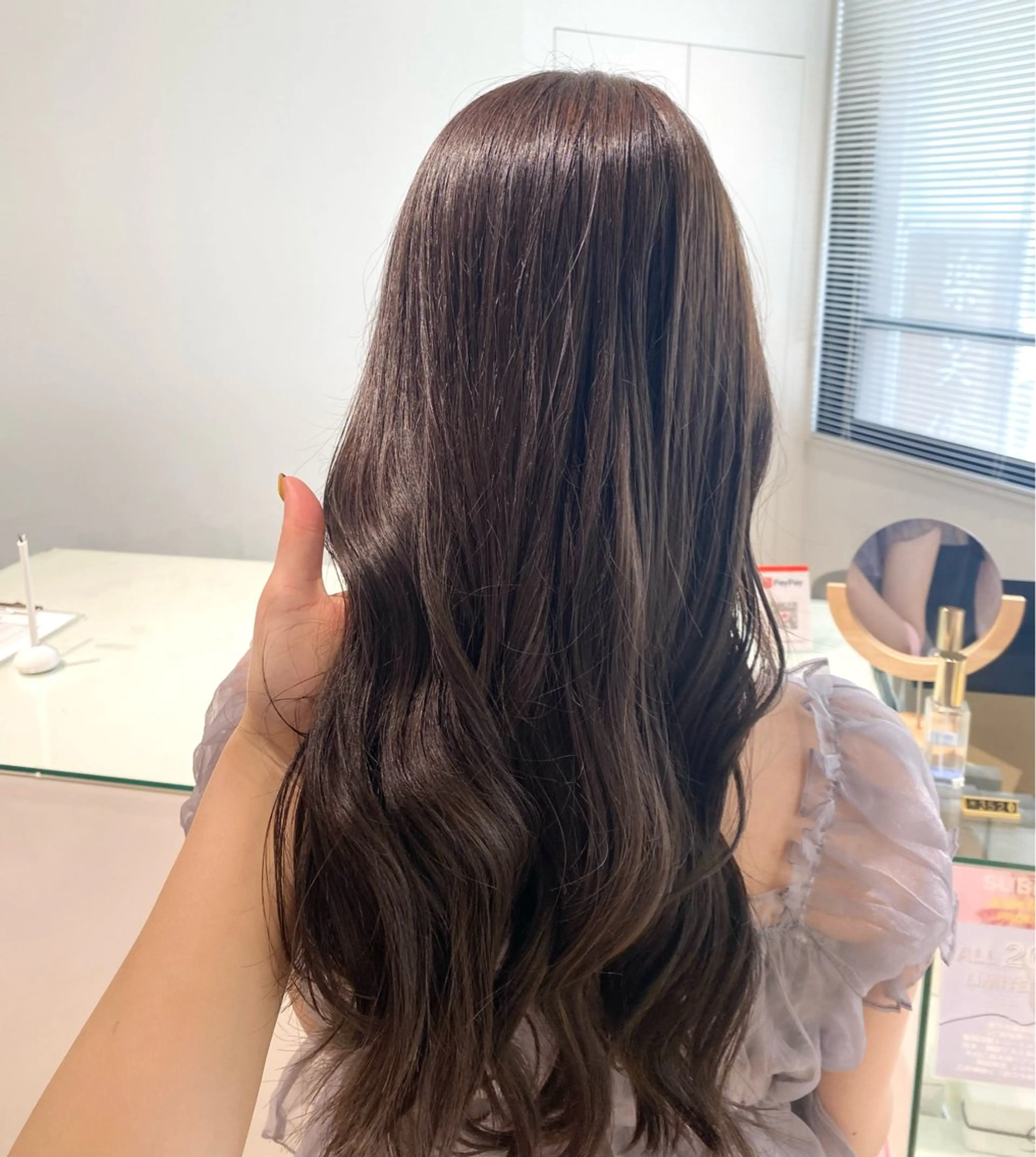 U24.学生限定《カット+フルカラーの写真