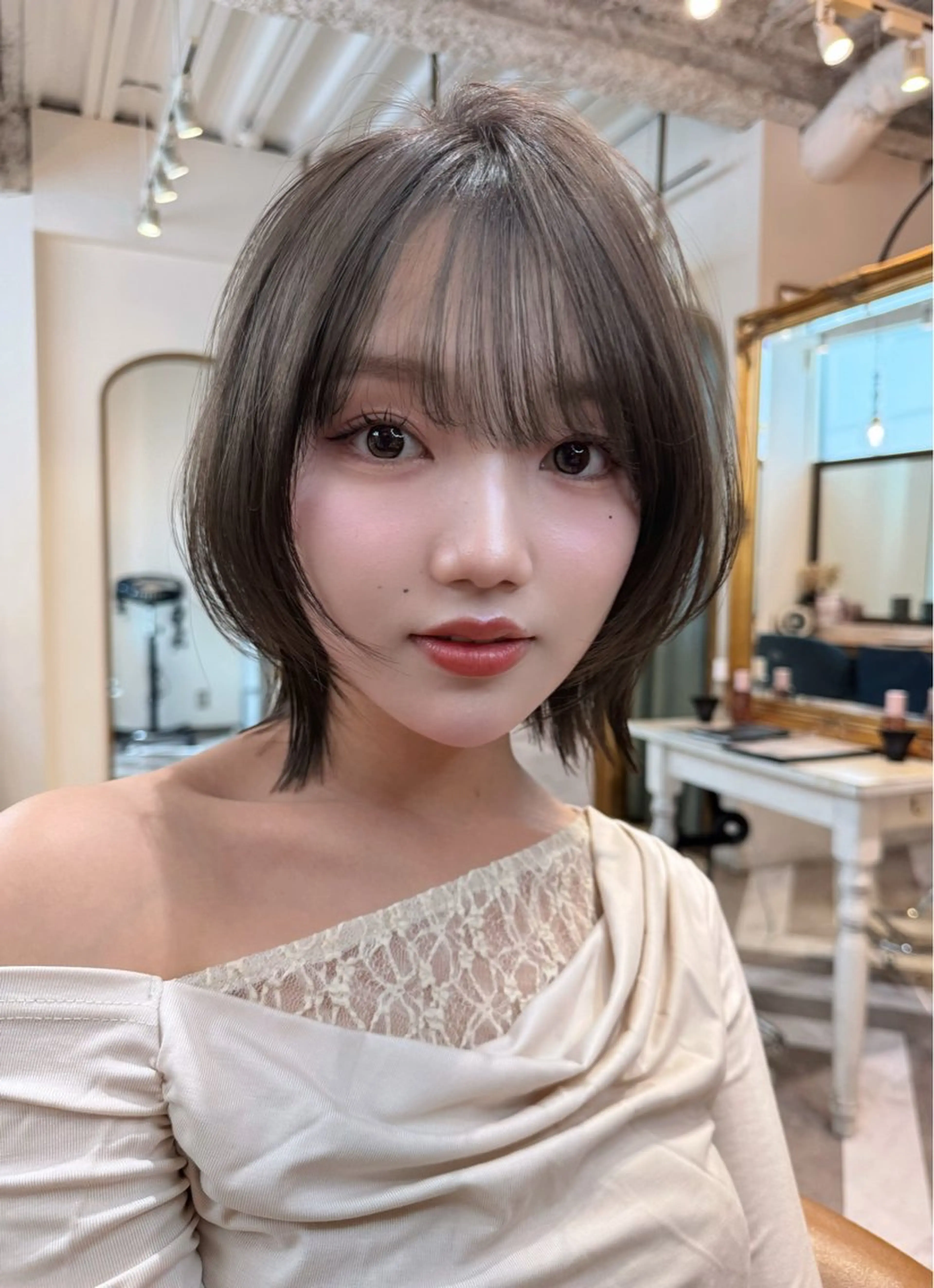 ショート カット ヘアカラー トリートメント レイヤーカット /透明感カラー西田のヘアスタイル