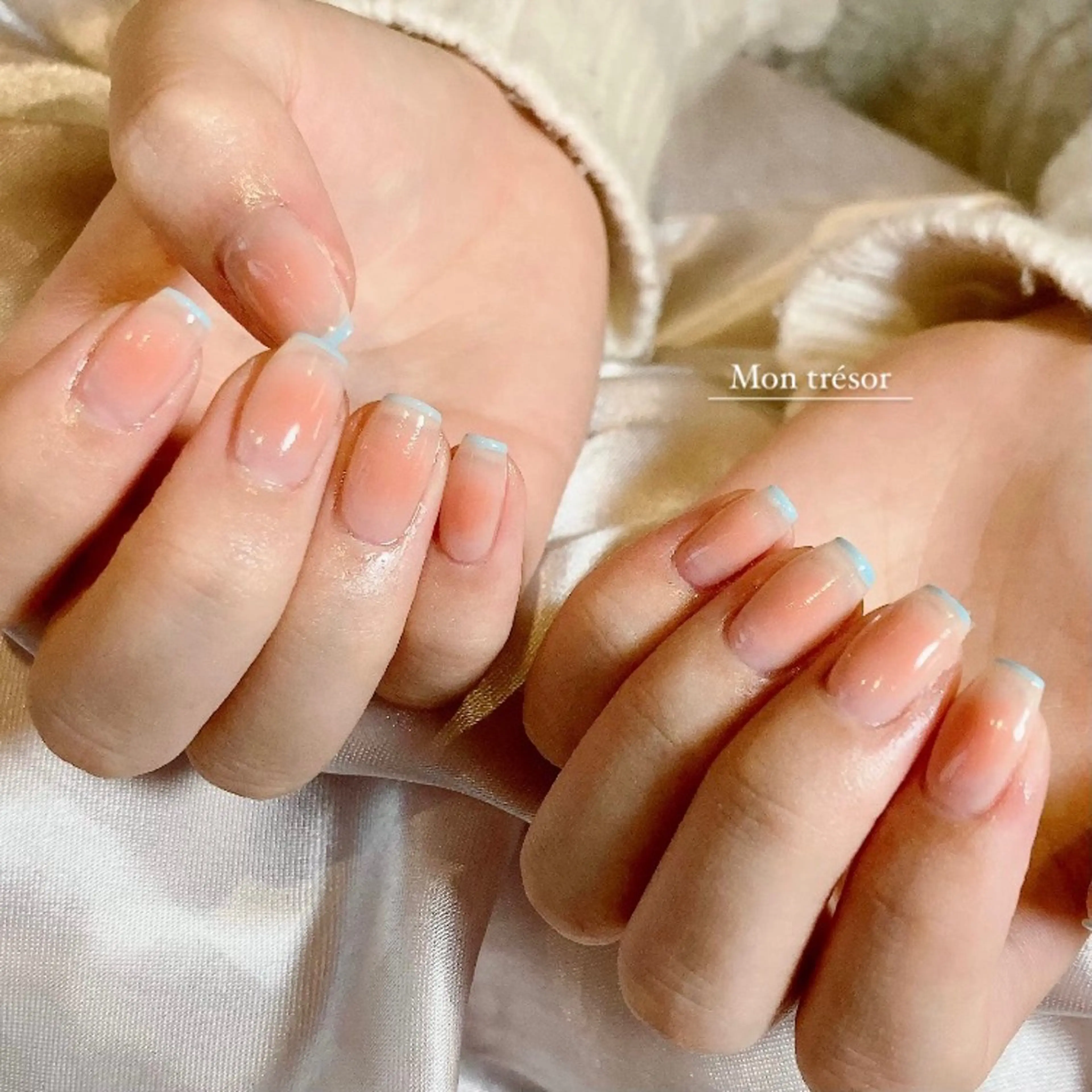 ネイル チークネイル フレンチネイル 水色 持ち込み ワンホンネイル ハンドネイル Montrésor 名古屋ネイルサロンのネイルデザイン