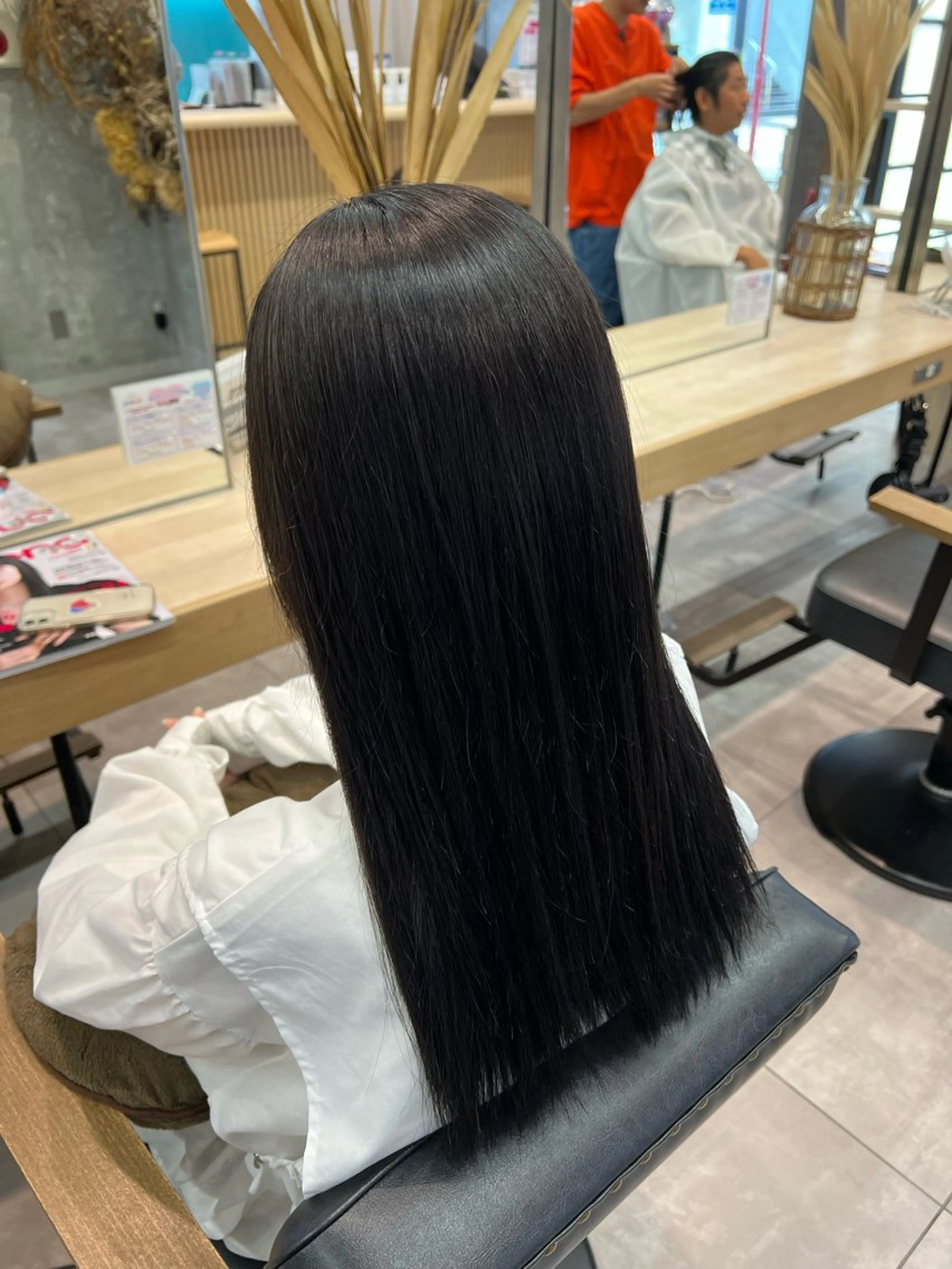 セミロング カラー 🌞レイヤー×カラー 前川那津美🌞のヘアスタイル