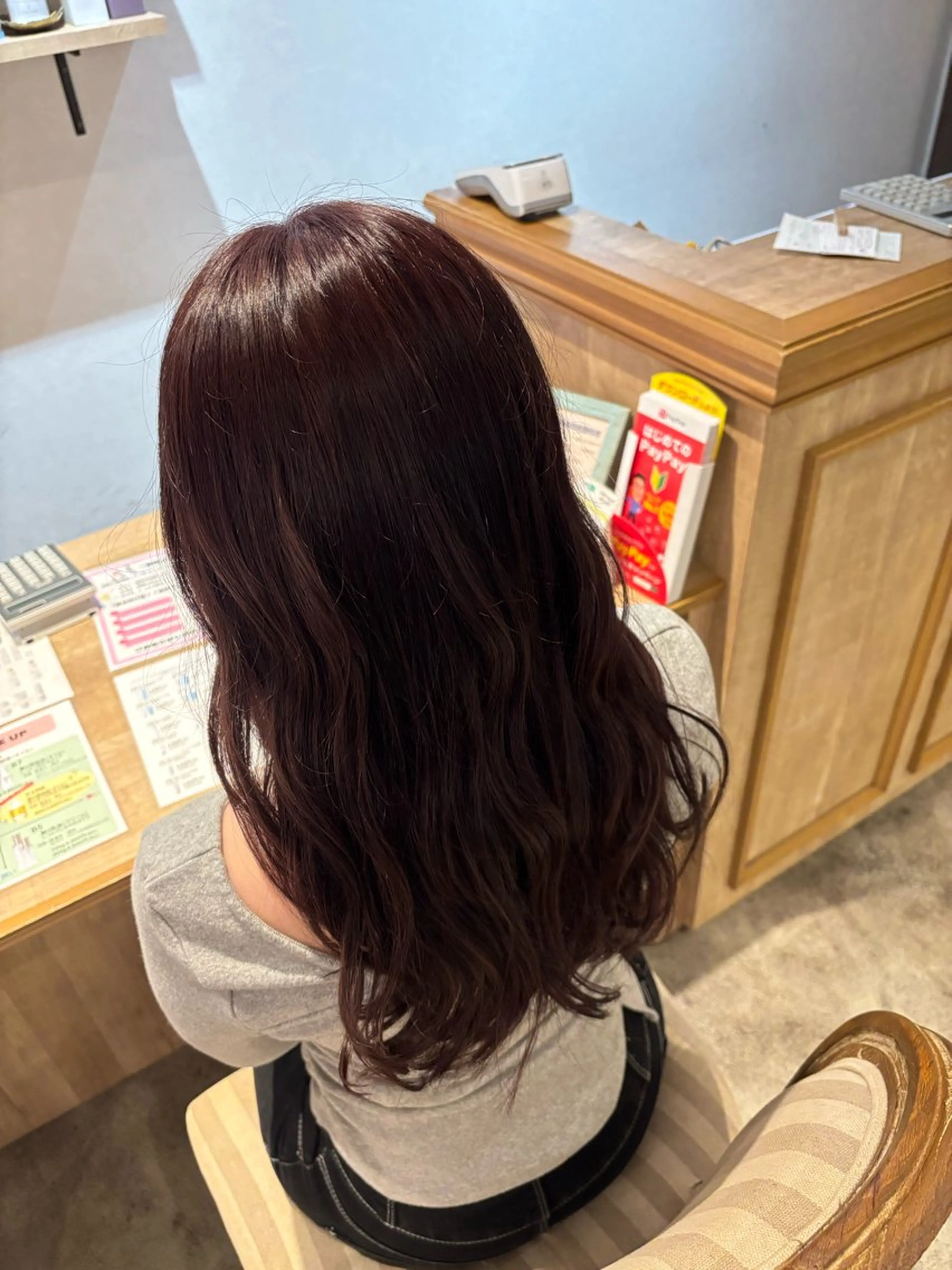 ロング 河田 綺香のヘアスタイル