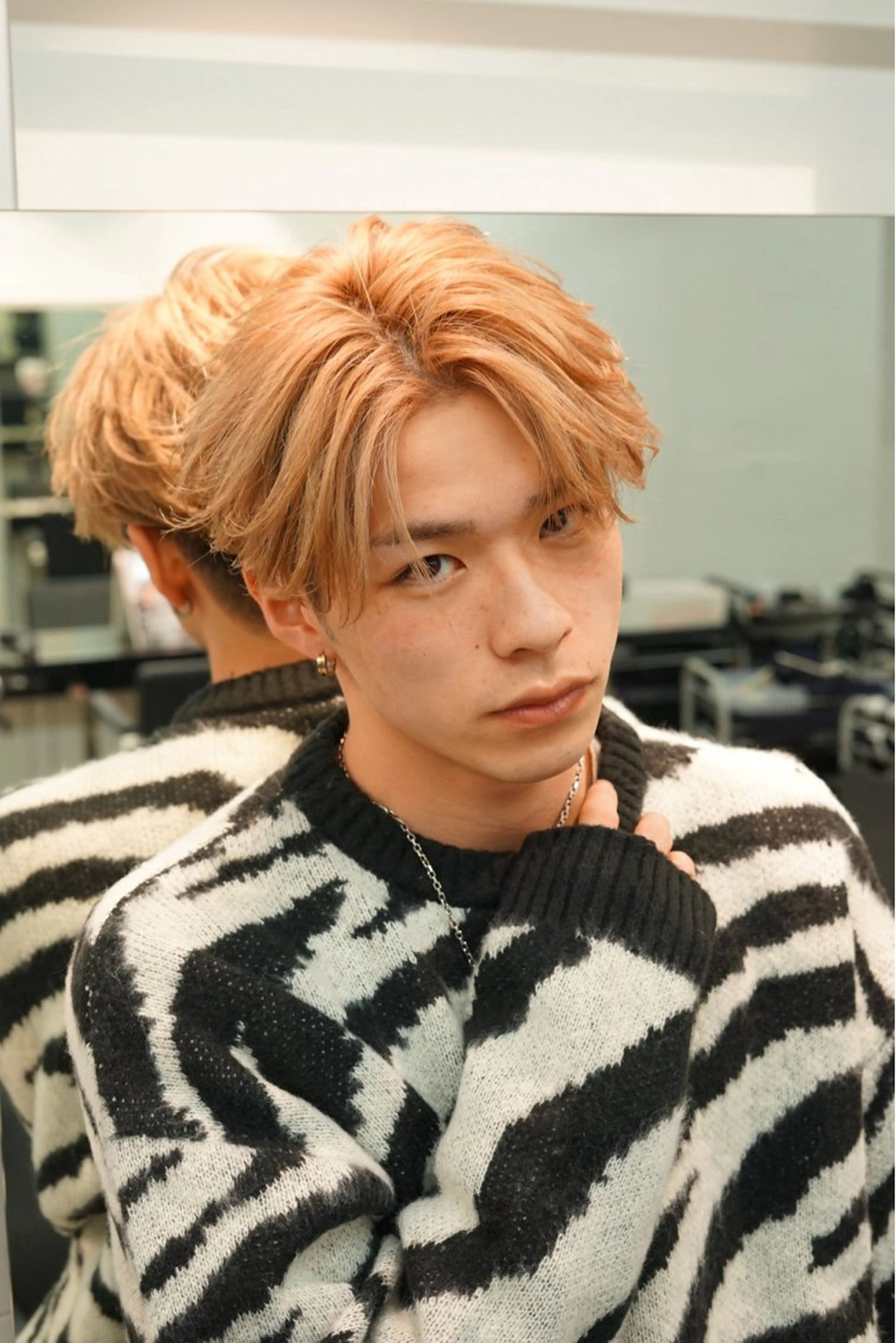 ショート カット 三嶽 勝輝のヘアスタイル