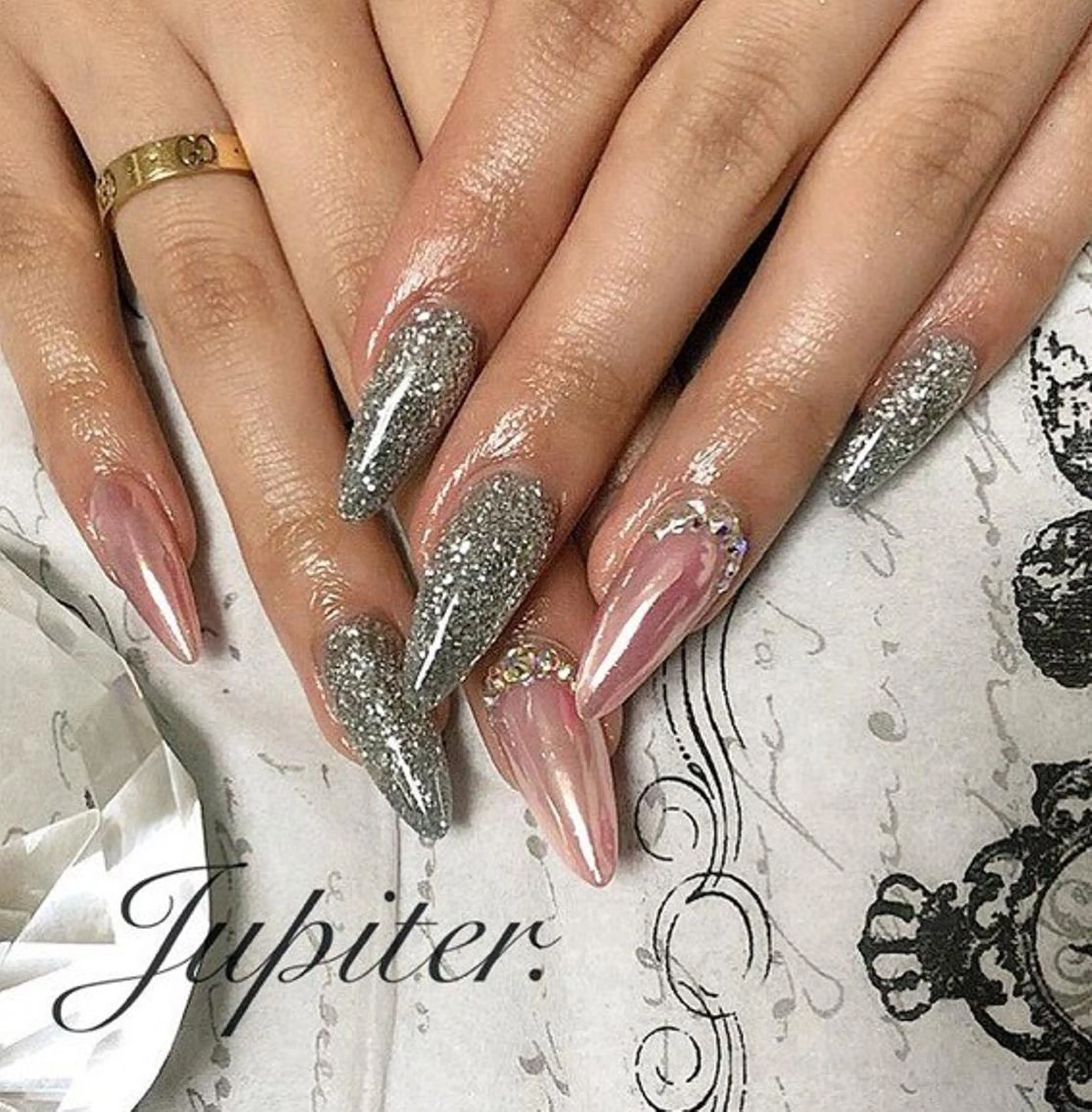 ネイル ラメ(グリッター) ミラーネイル スカルプネイル PrivateSalon Jupiter所属・Jupiter .のネイルデザイン