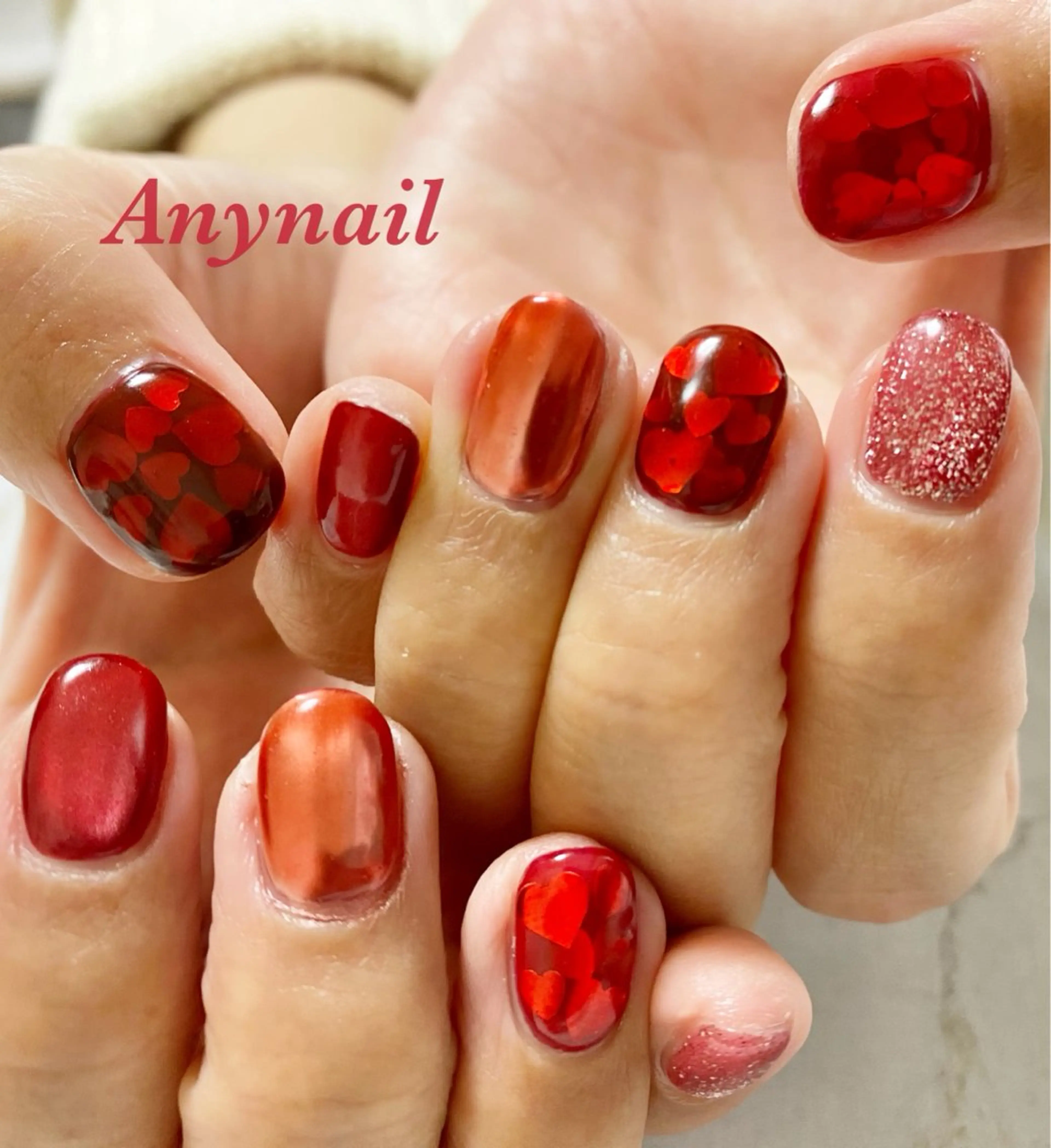 ネイル ブルー ハート ホログラムネイル マグネットネイル 赤色 ハンドネイル 岩澤 恵子のネイルデザイン