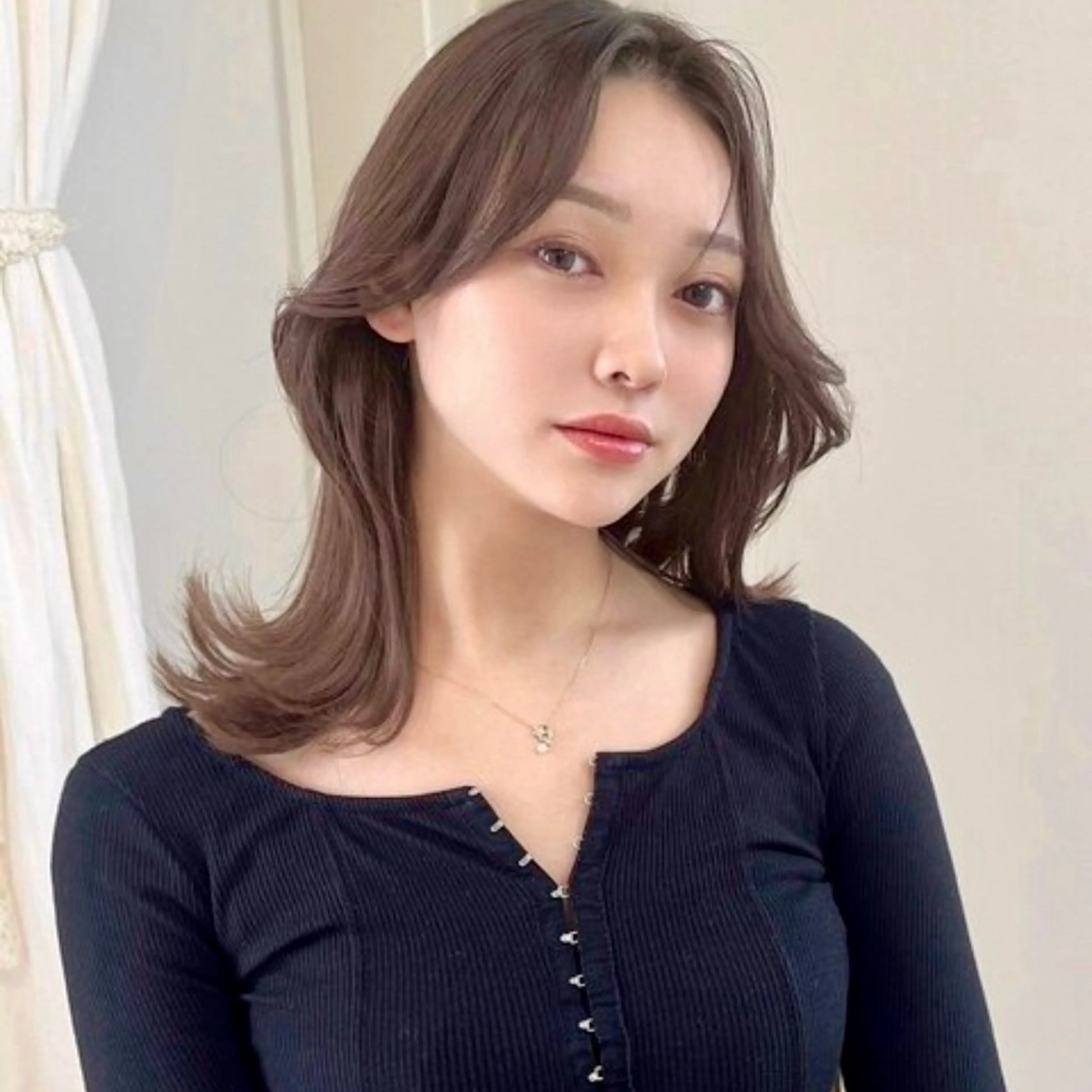 ミディアム カラー MAO🖤レイヤー /髪質改善カラーのヘアスタイル