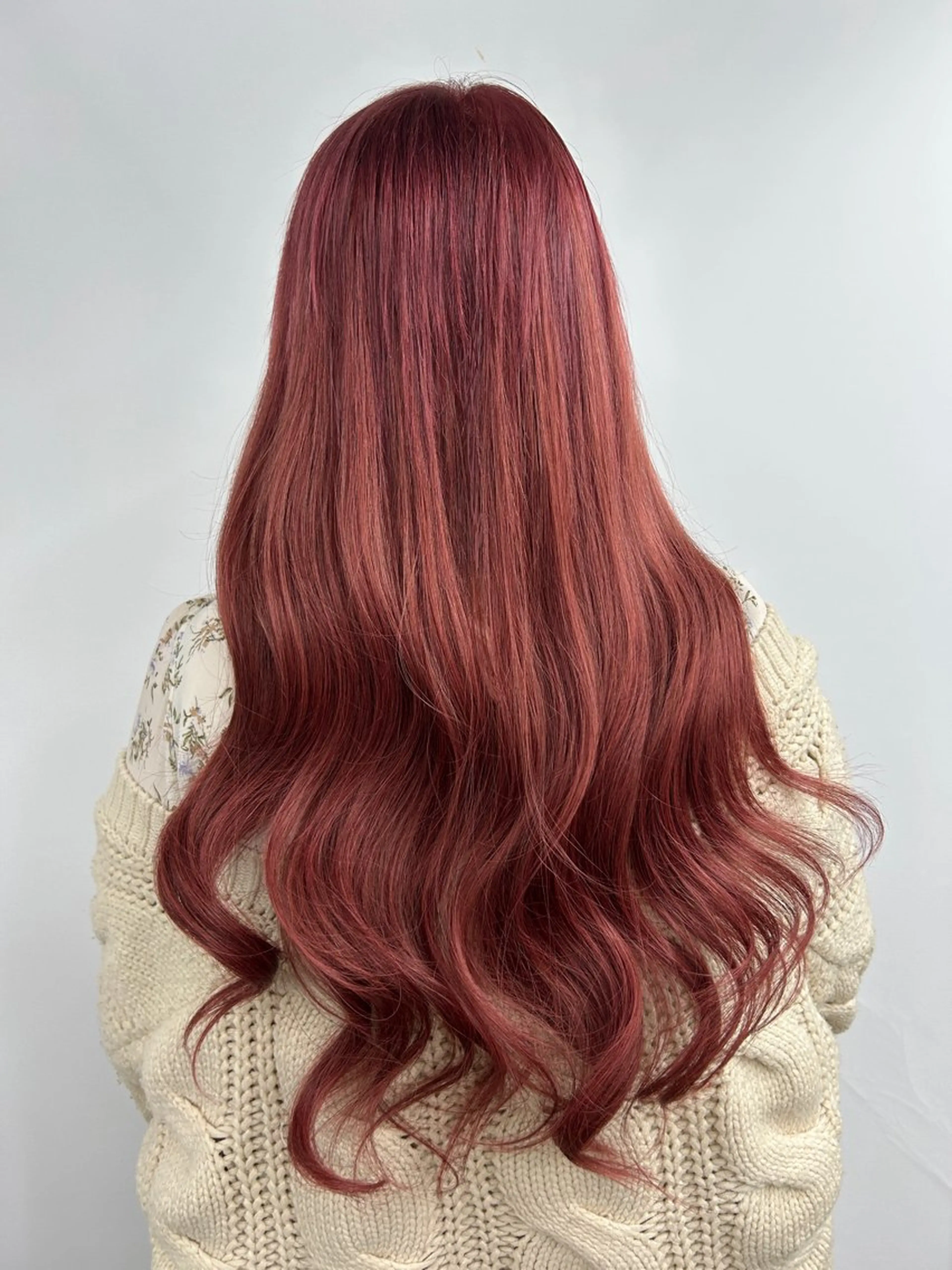 ロング カラー シールエクステ ダブルカラー ピンクカラー レッドカラー エクステ カット ヘアカラー トリートメント エクステ ヘアセット レイヤー/エクステ alpha下妻のヘアスタイル