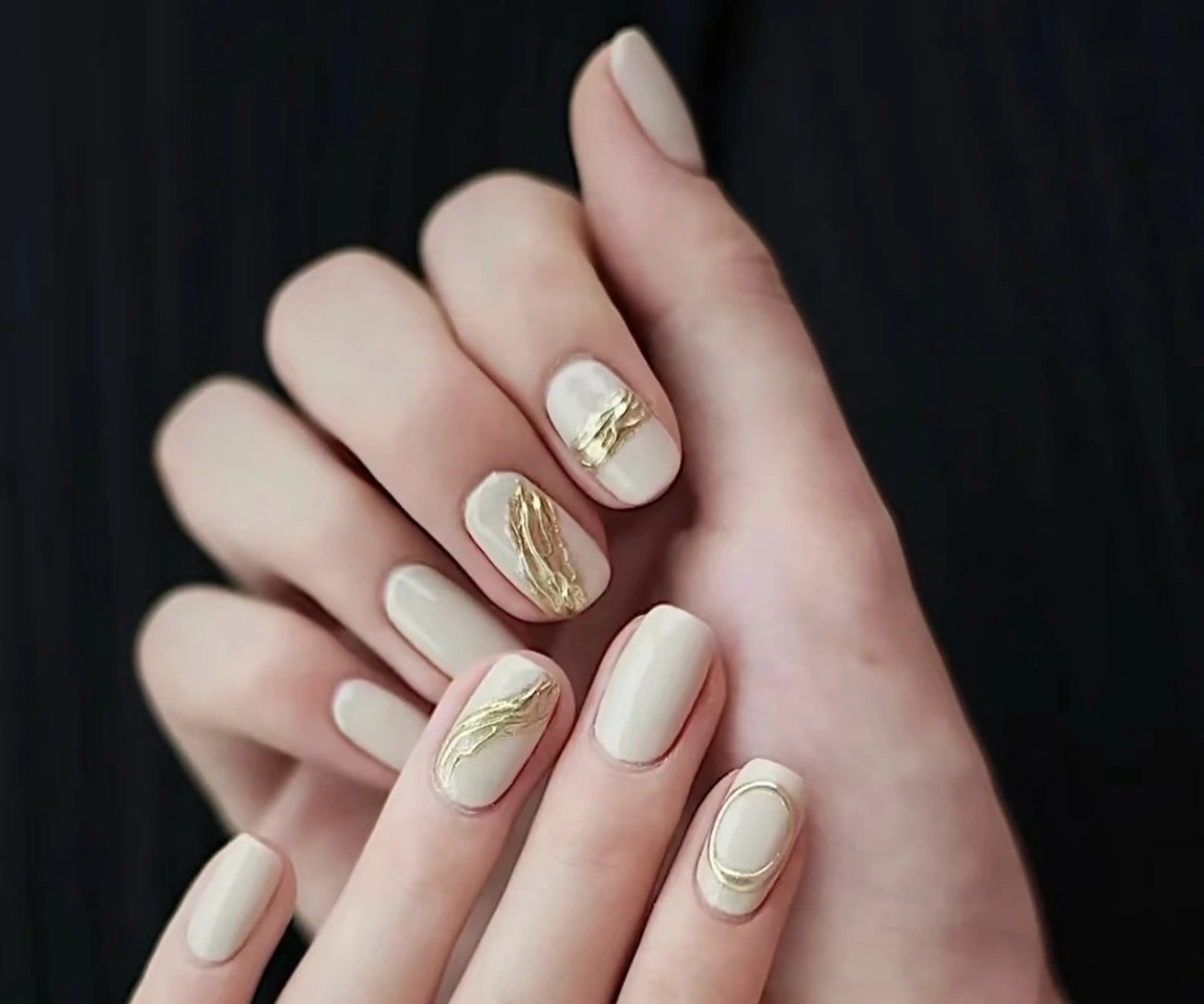 ネイル 高木 維麗絲のネイルデザイン