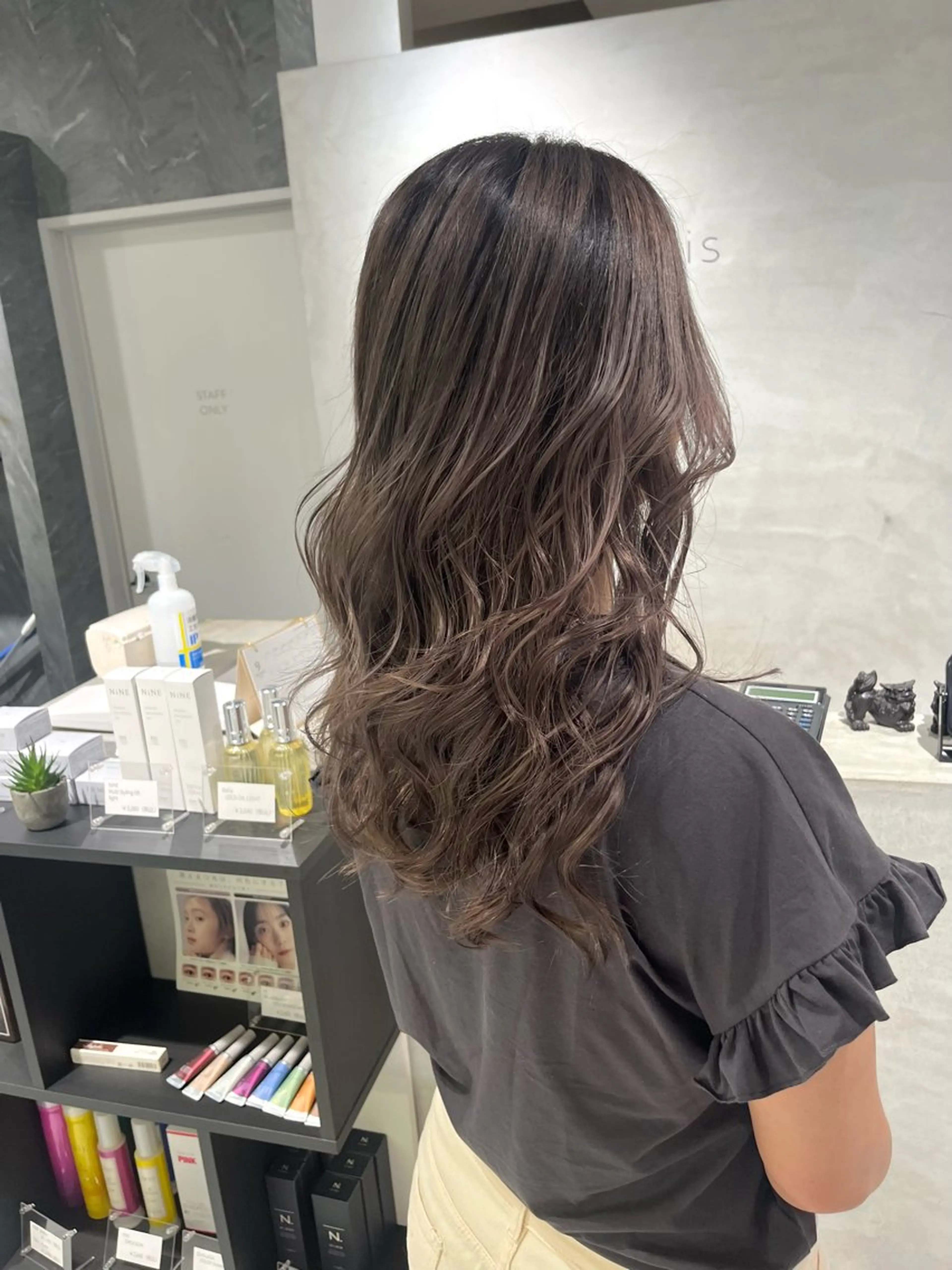 ロング カラー ヘアカラー ケアブリーチ 若杉圭大のヘアスタイル